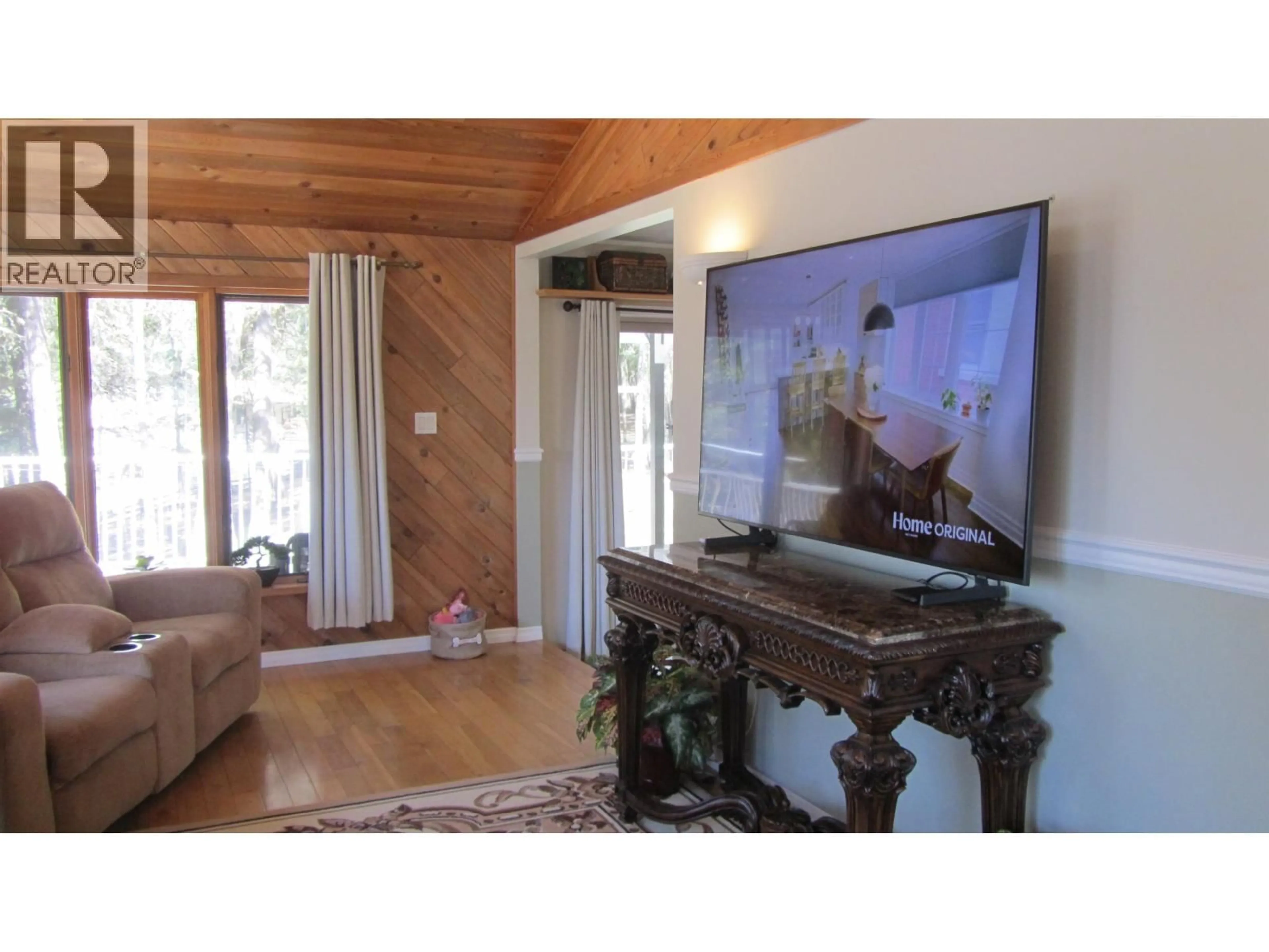 Home theater for 4827 KITWANGA DRIVE, 108 Mile Ranch British Columbia V0K2Z0
