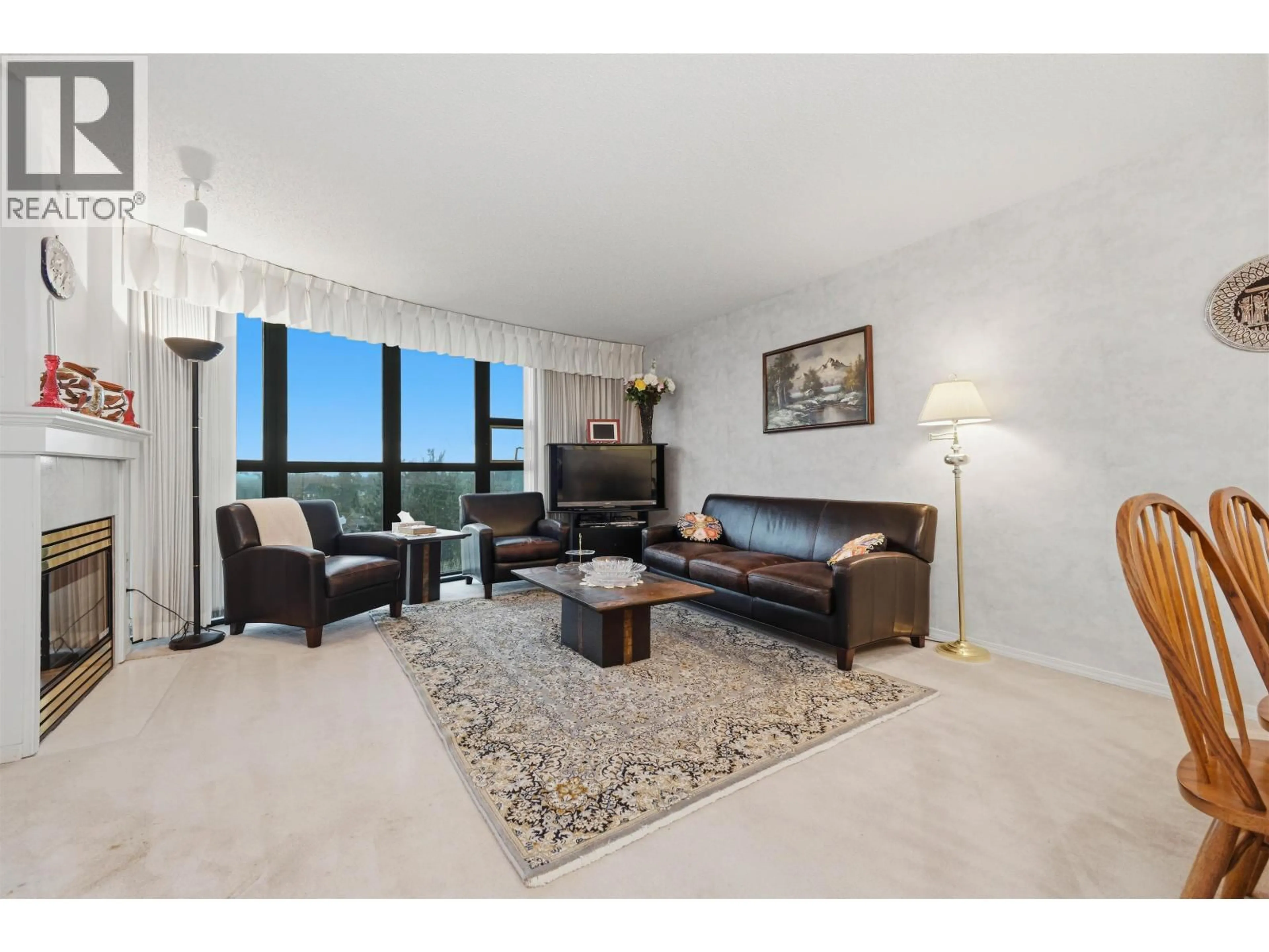 Living room with furniture, unknown for 704 - 1190 PIPELINE ROAD, Coquitlam British Columbia V3B7T9