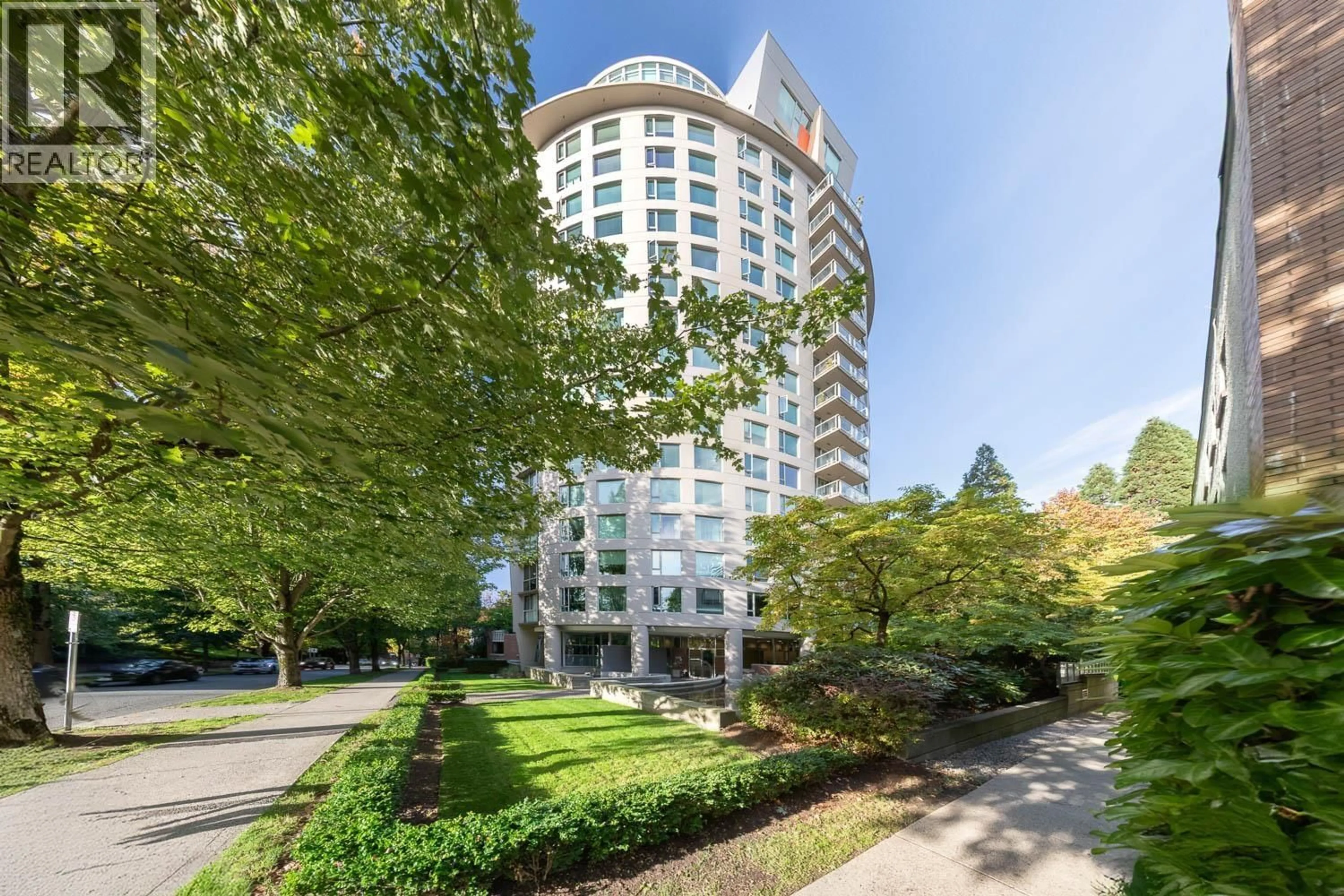 Indoor foyer for 1503 - 1277 NELSON STREET, Vancouver British Columbia V6E4M8