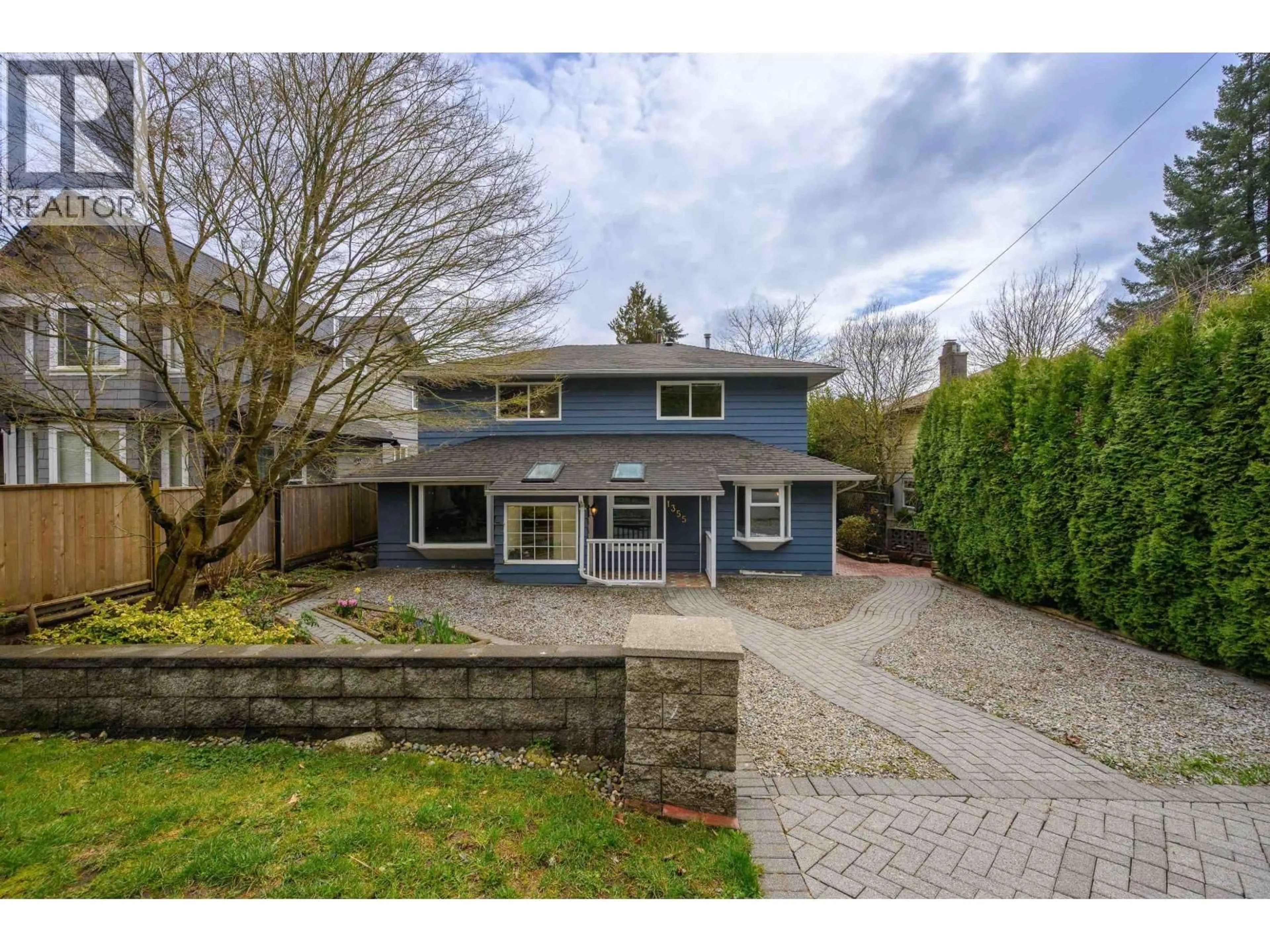 A pic from outside/outdoor area/front of a property/back of a property/a pic from drone, street for 1355 FREDERICK ROAD, North Vancouver British Columbia V7K1J5