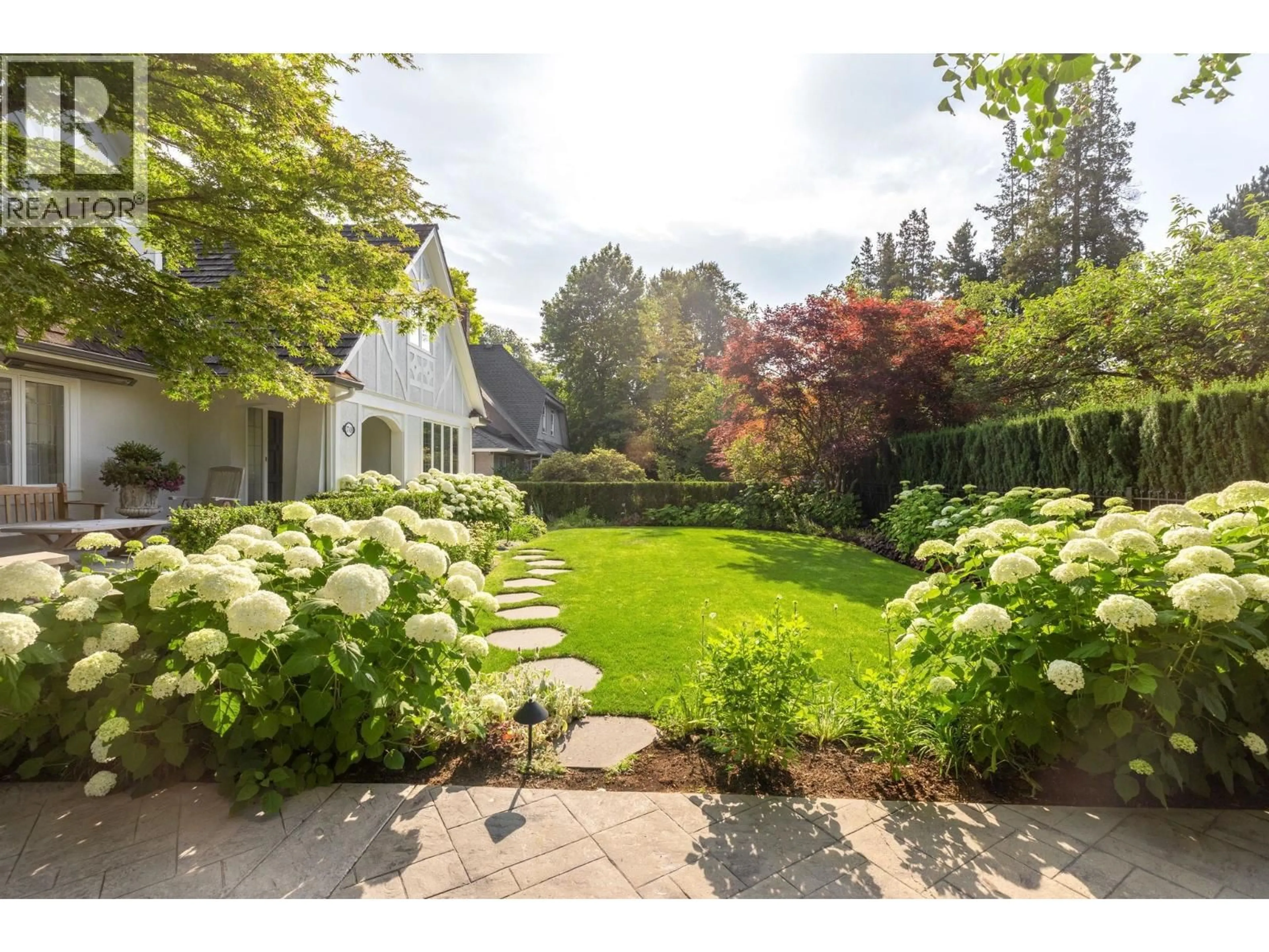 Patio, street for 1749 38TH AVENUE, Vancouver British Columbia V6M1R7