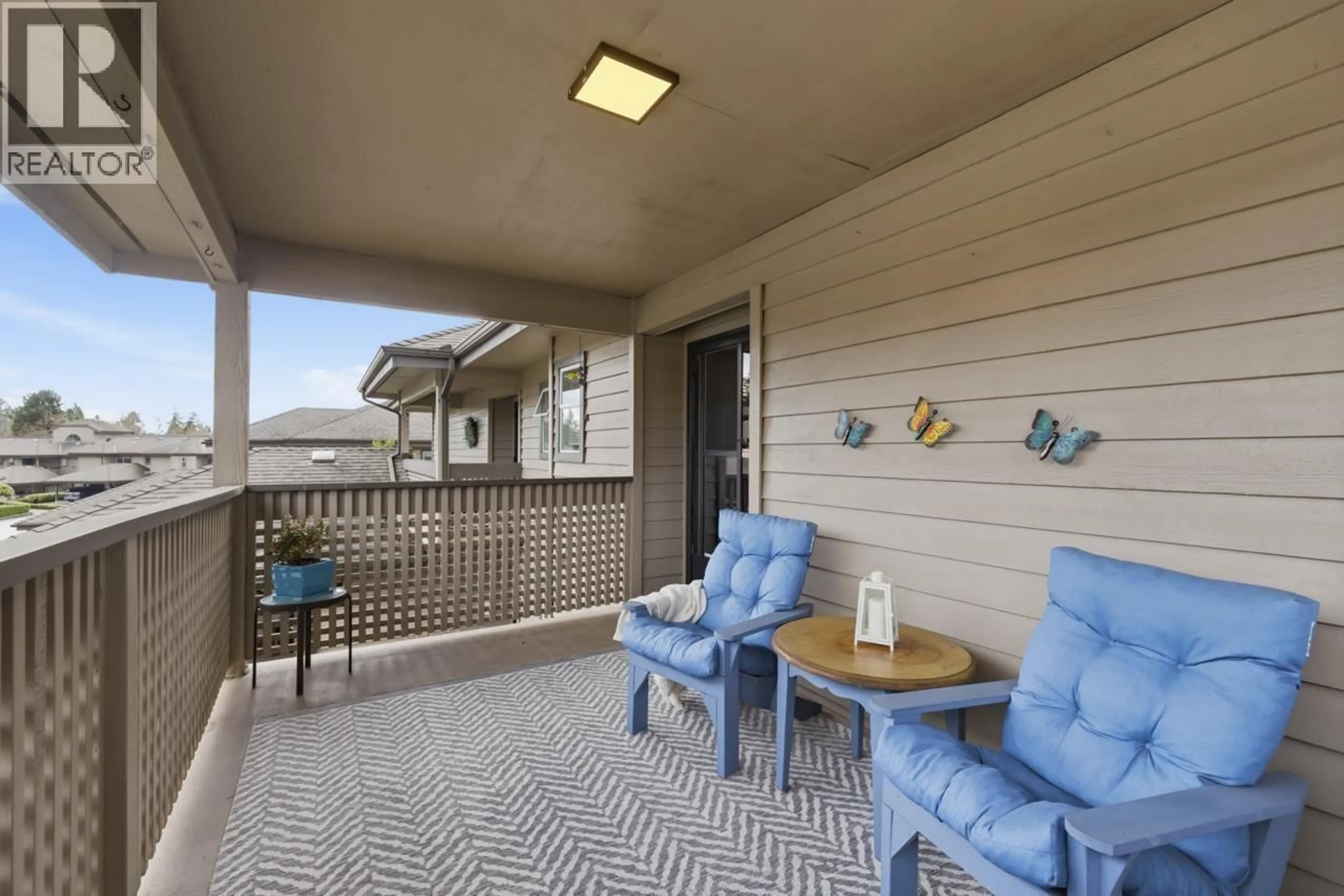 Patio, water/lake/river/ocean view for 906 ROCHE POINT DRIVE, North Vancouver British Columbia V7H2T5