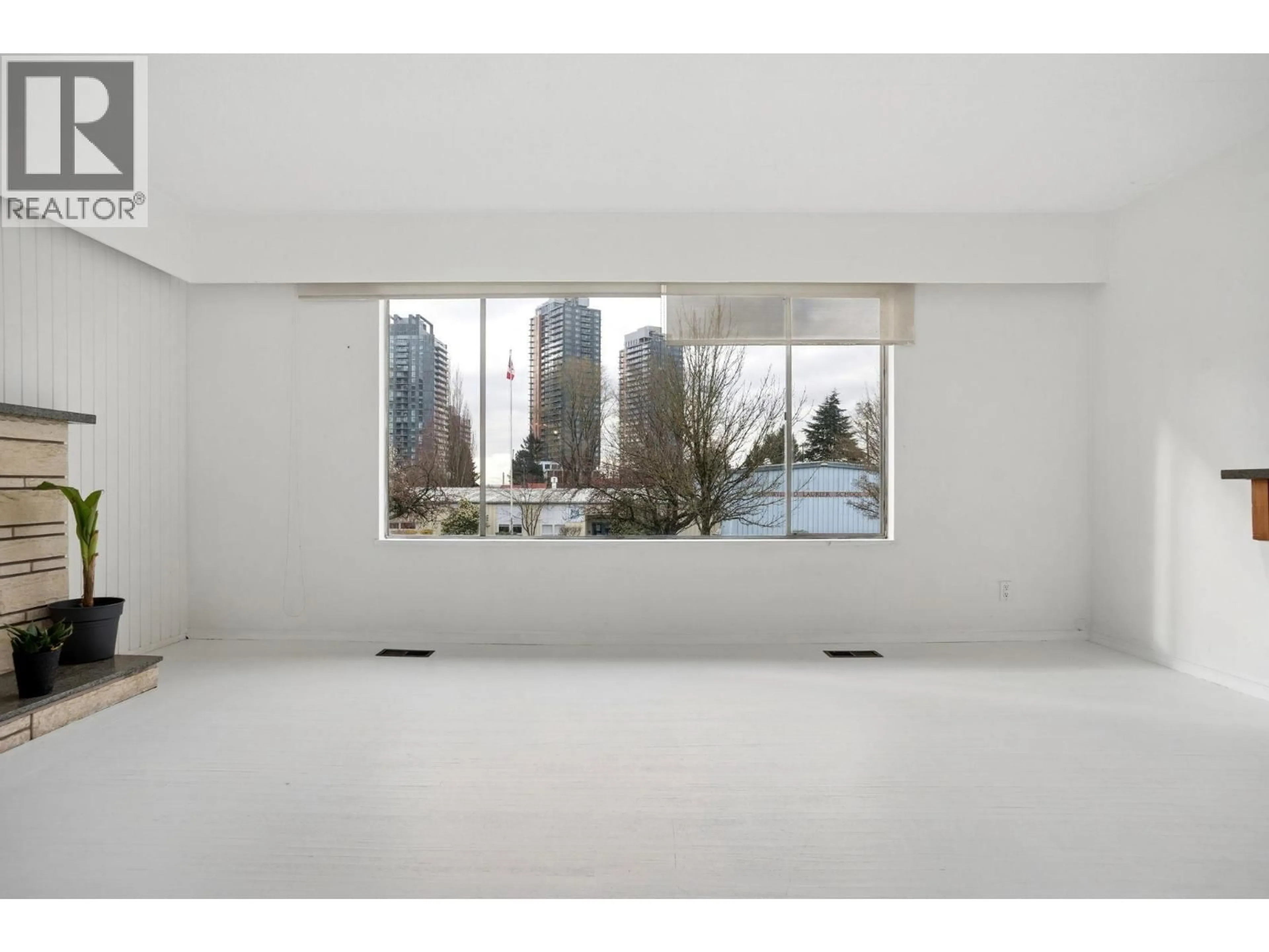 A pic of a room for 585 65TH AVENUE, Vancouver British Columbia V6P2P6