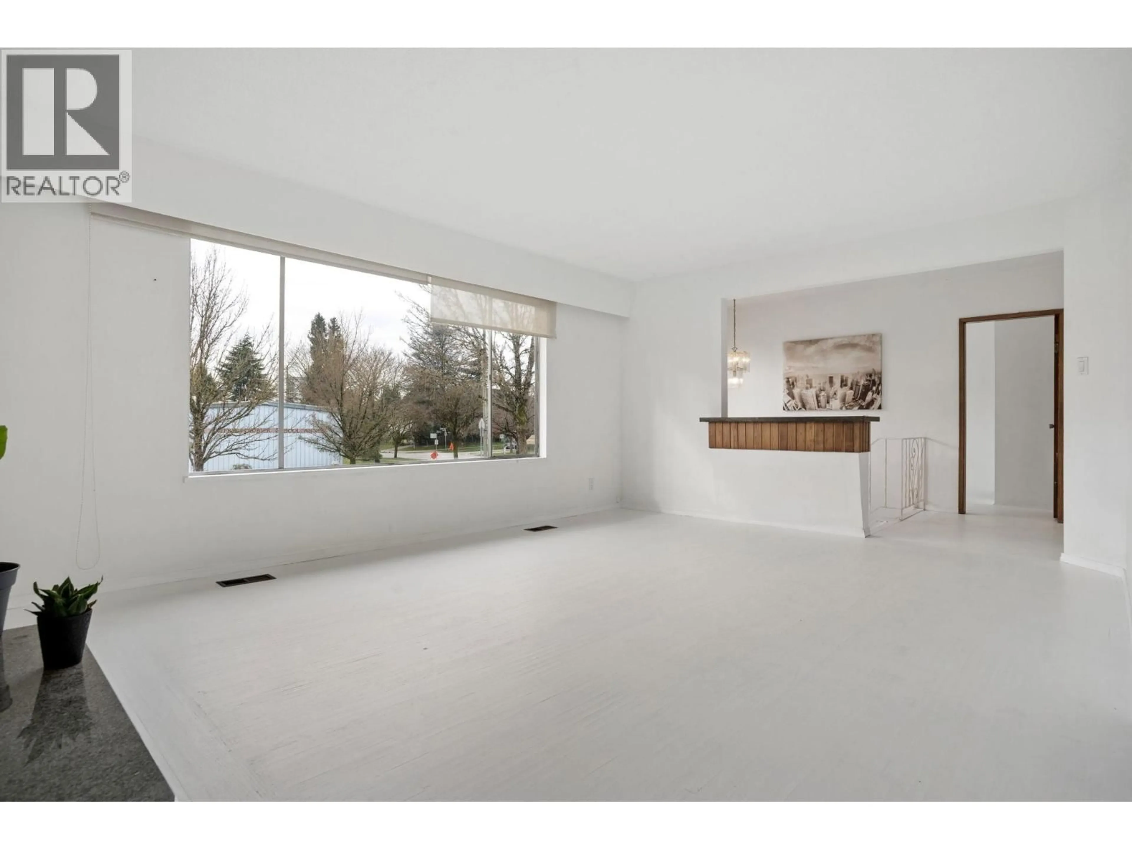 Unknown for 585 65TH AVENUE, Vancouver British Columbia V6P2P6