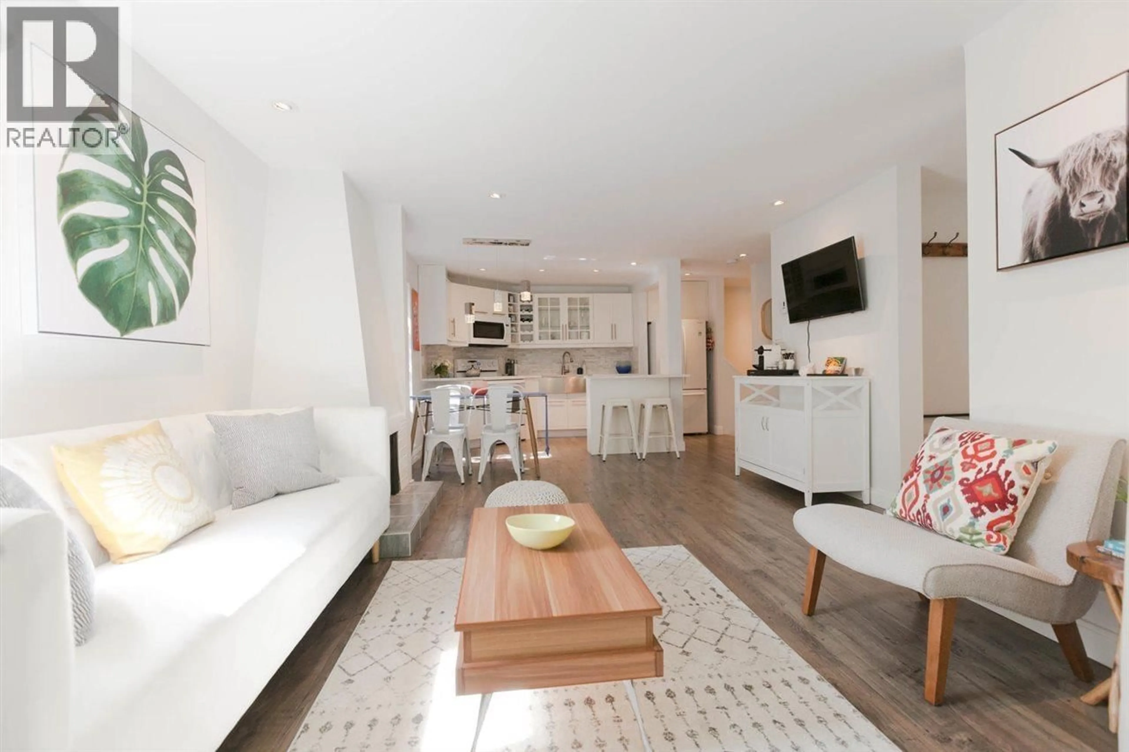 Living room with furniture, unknown for 104 - 936 BUTE STREET, Vancouver British Columbia V6E1Y8