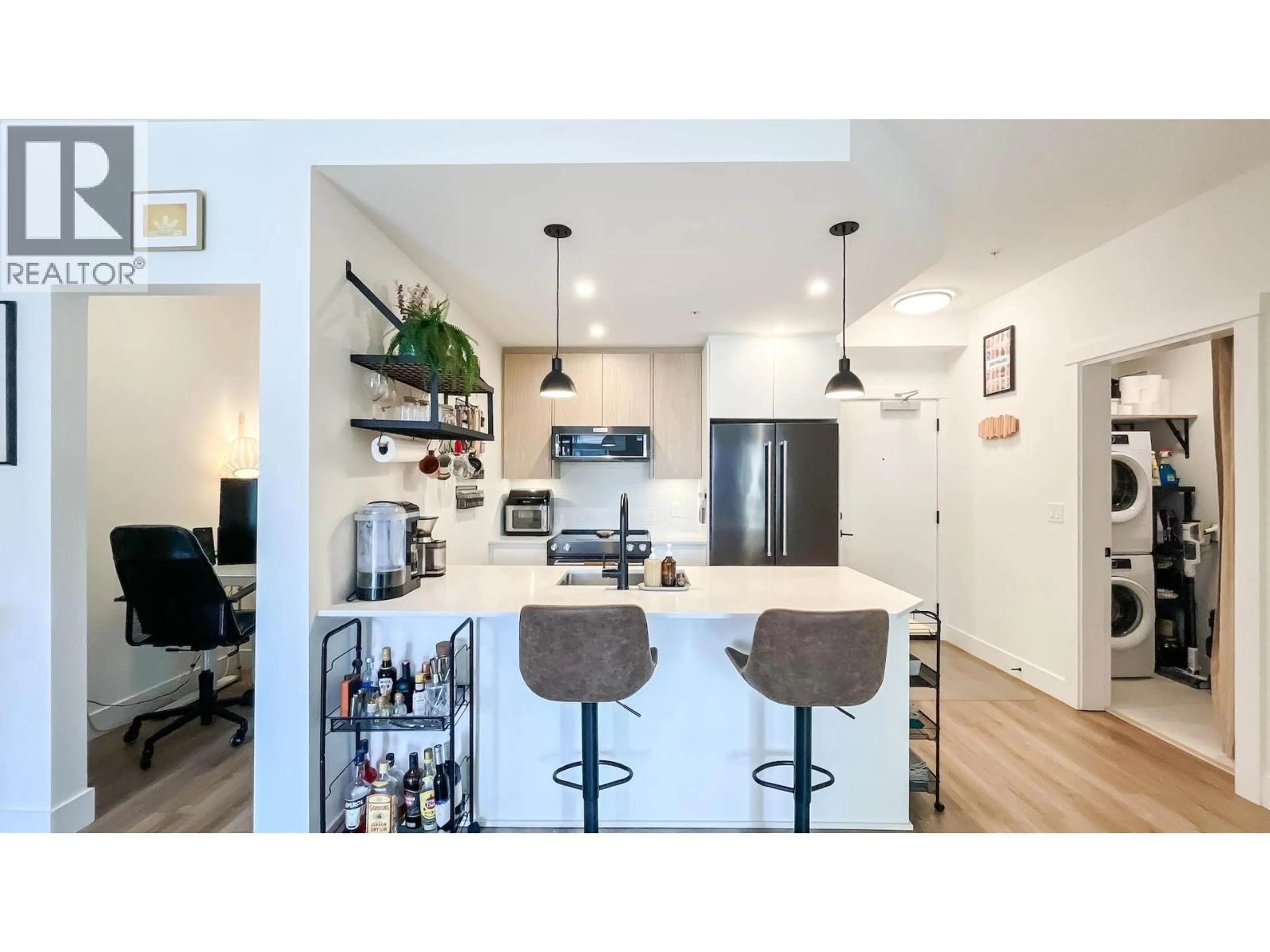 Open concept kitchen, unknown for 1314 - 2180 KELLY AVENUE, Port Coquitlam British Columbia V3C0S6