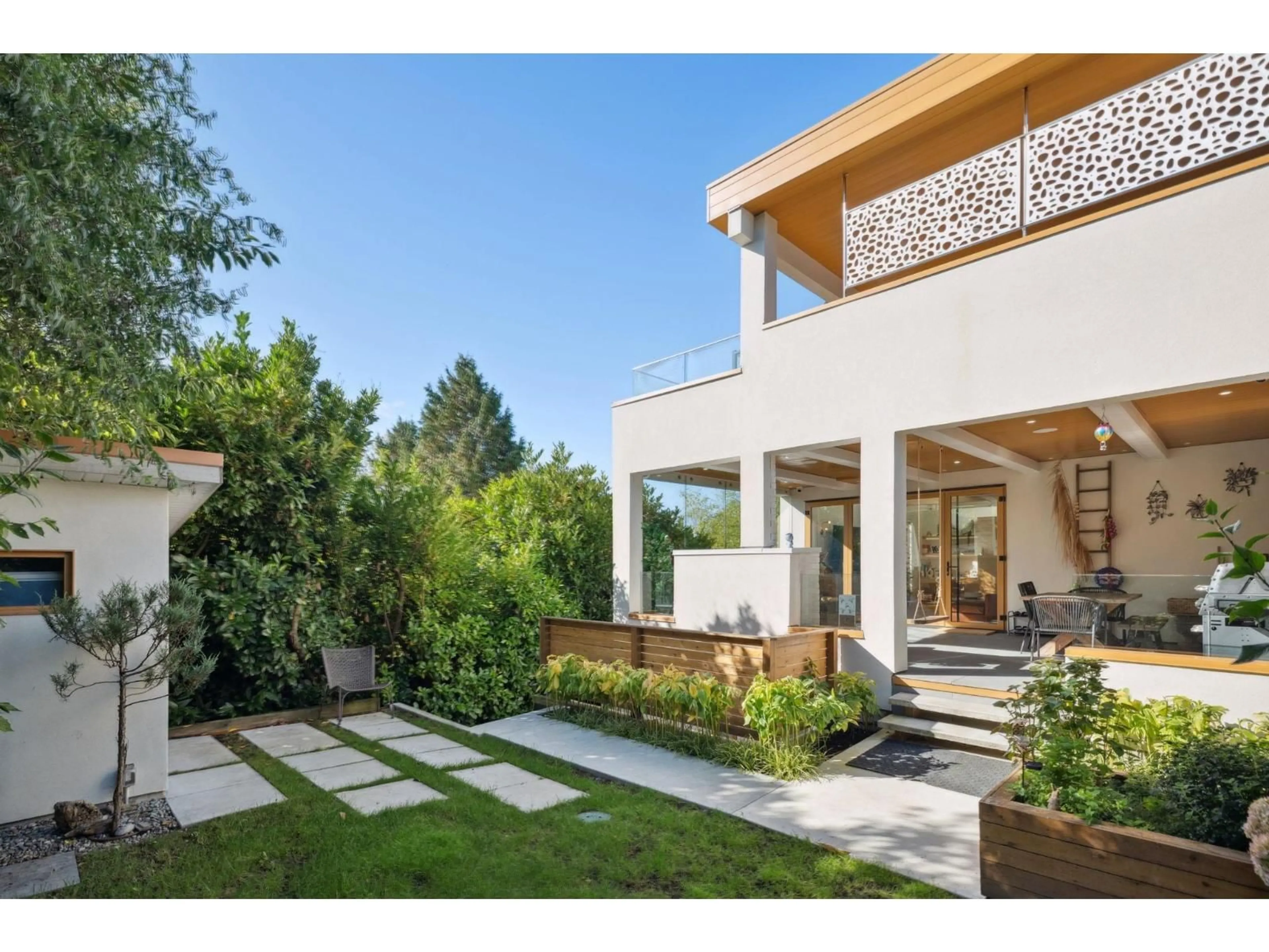 Unknown for 828 STEVENS STREET, White Rock British Columbia V4B4X2