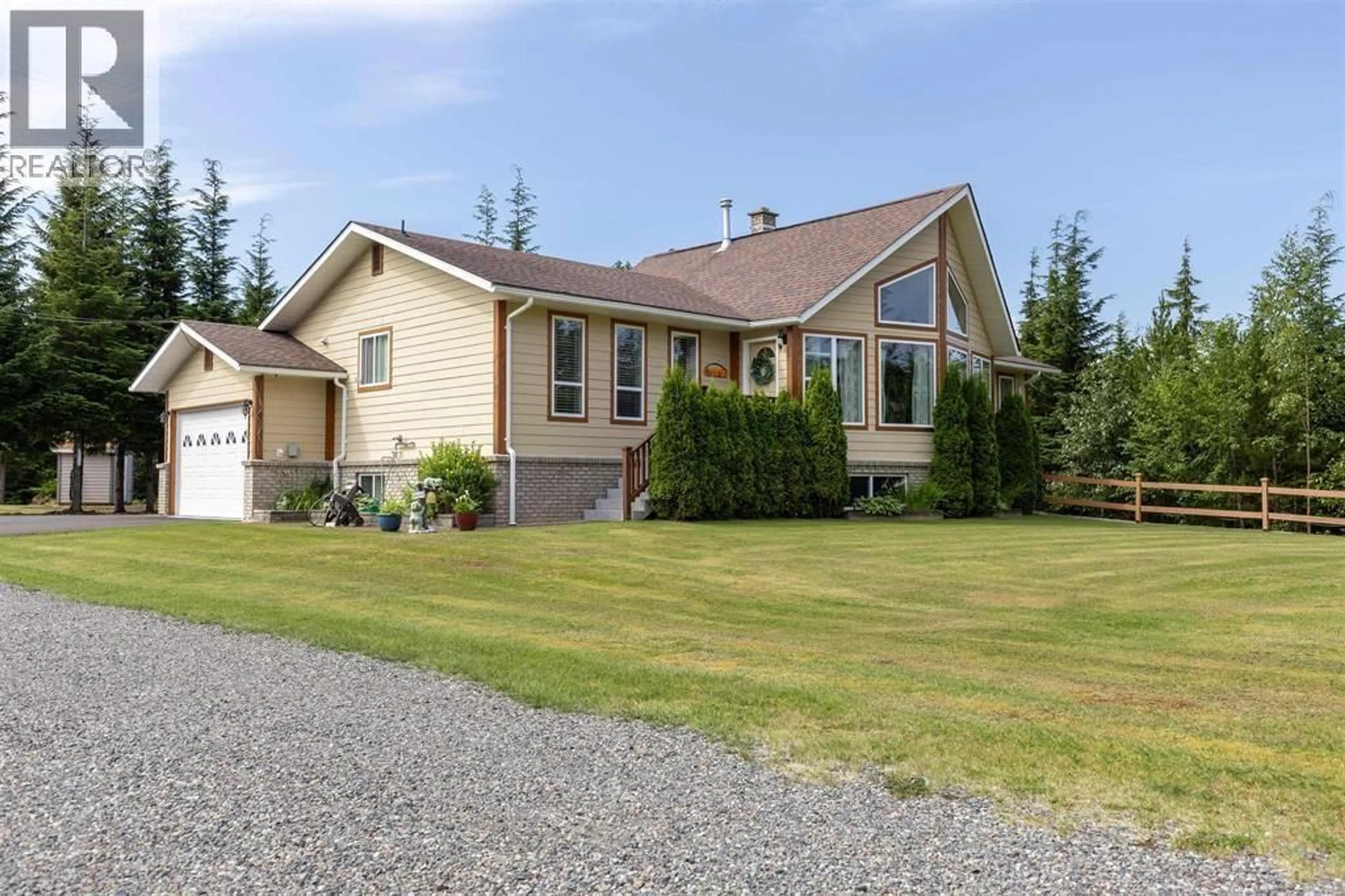 Home with vinyl exterior material, unknown for 3009 SOLOMON WAY, Terrace British Columbia V8G0G5