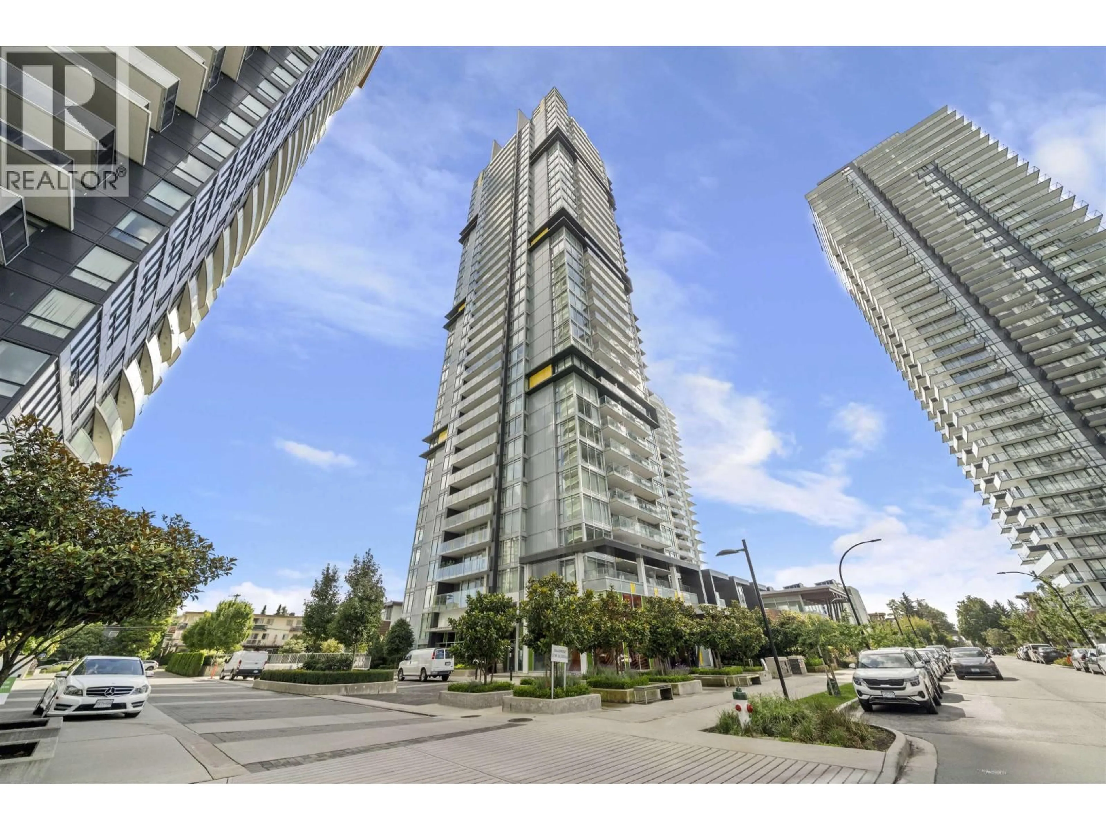 Indoor foyer for 3202 - 6700 DUNBLANE AVENUE, Burnaby British Columbia V5H0J3