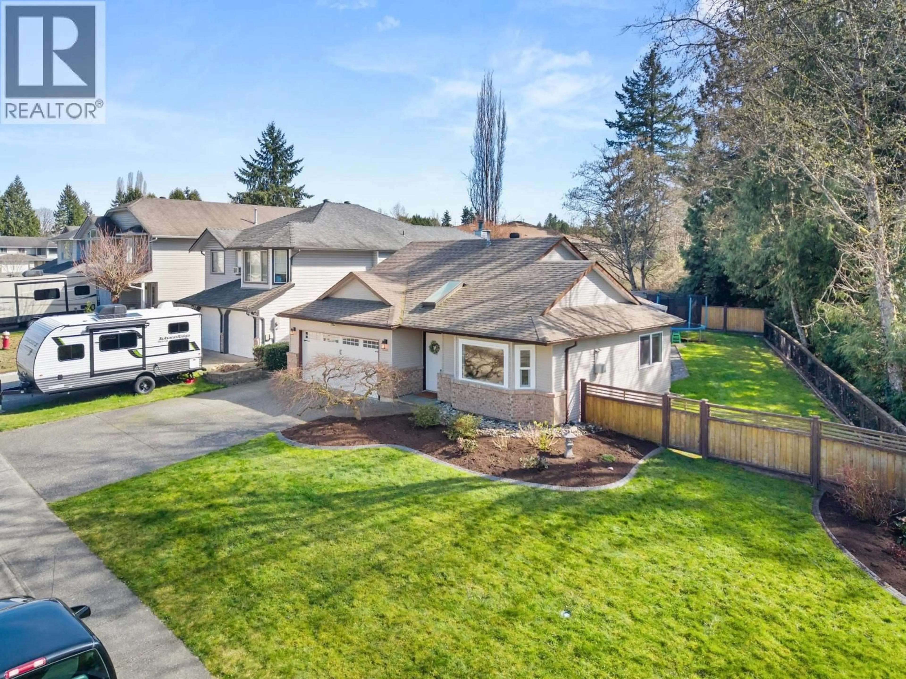 A pic from outside/outdoor area/front of a property/back of a property/a pic from drone, street for 23216 121A AVENUE, Maple Ridge British Columbia V2X0X1