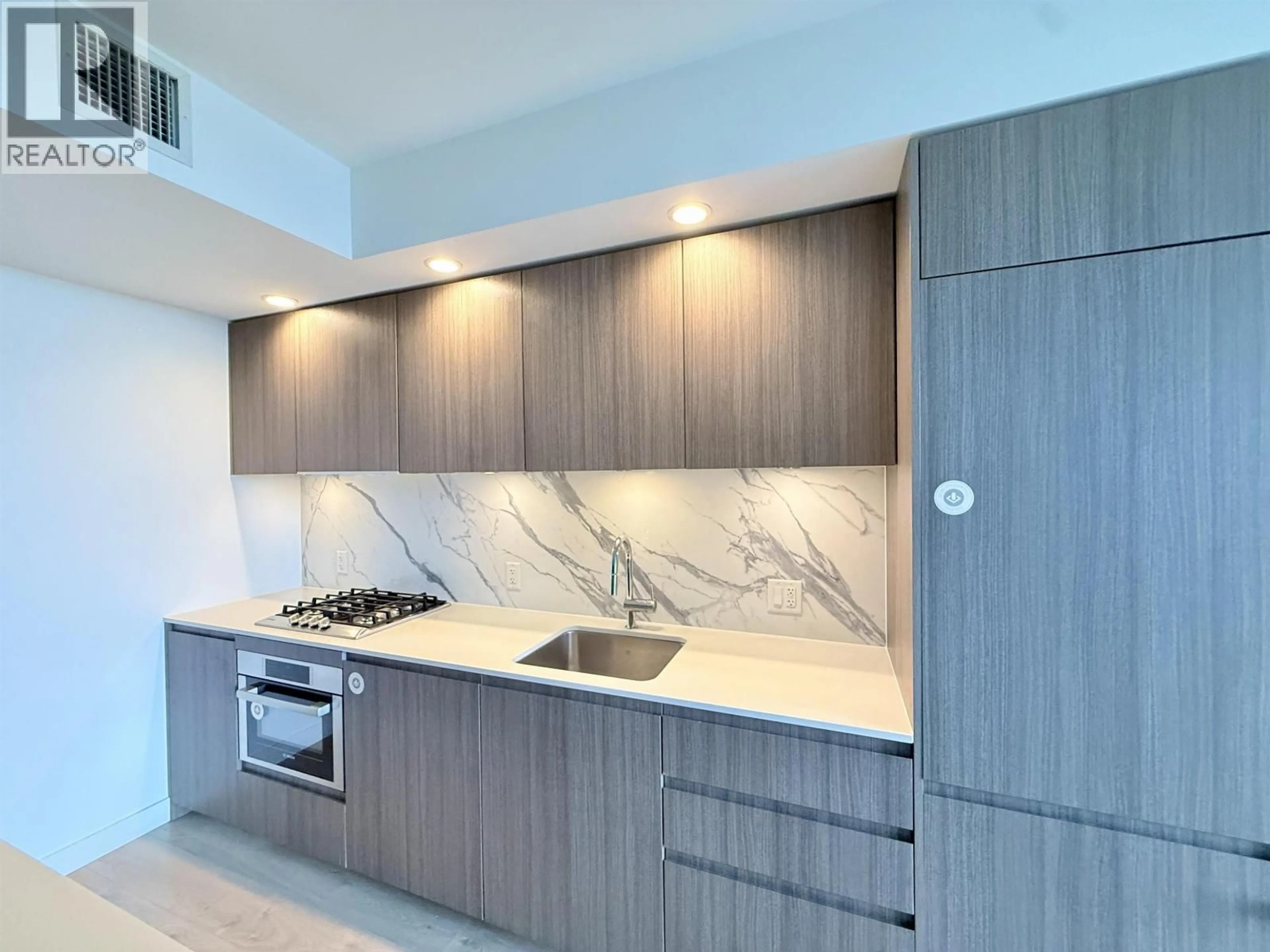Contemporary kitchen, unknown for 1703 - 6463 SILVER AVENUE, Burnaby British Columbia V5H0K4