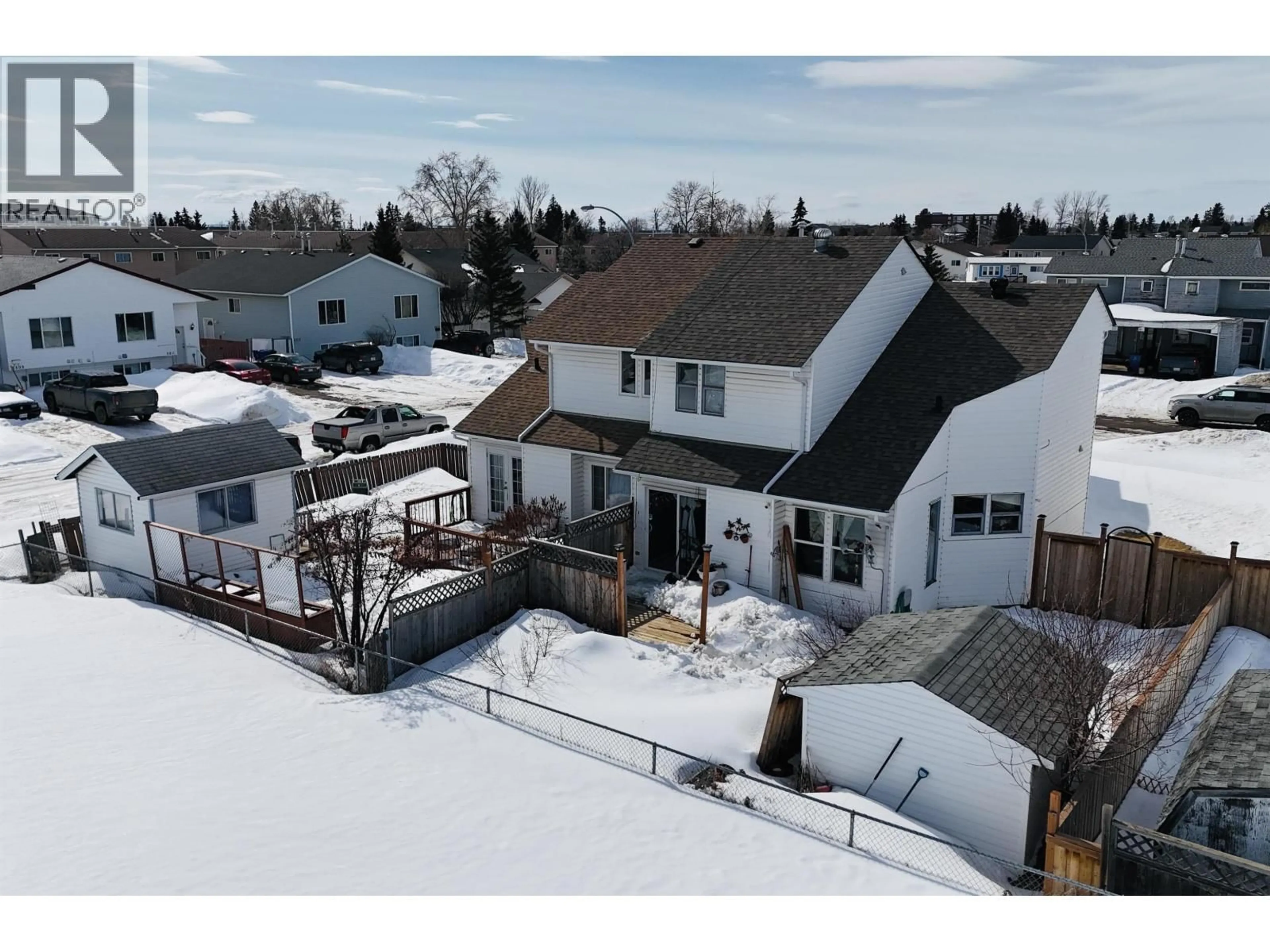 A pic from outside/outdoor area/front of a property/back of a property/a pic from drone, unknown for 10309 88A STREET, Fort St. John British Columbia V1J5X6