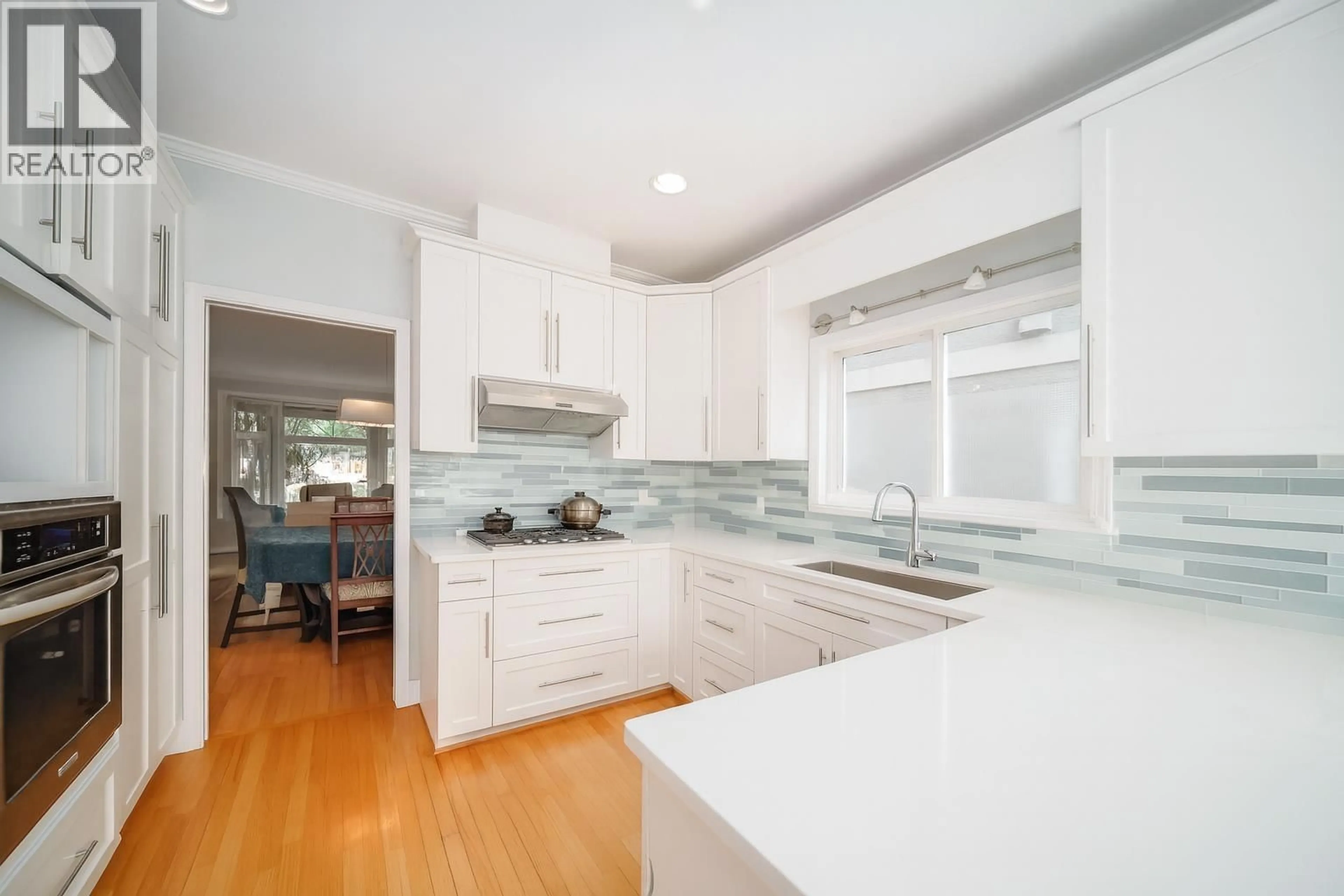 Open concept kitchen, ceramic/tile floor for 2726 42ND AVENUE, Vancouver British Columbia V6N3G5