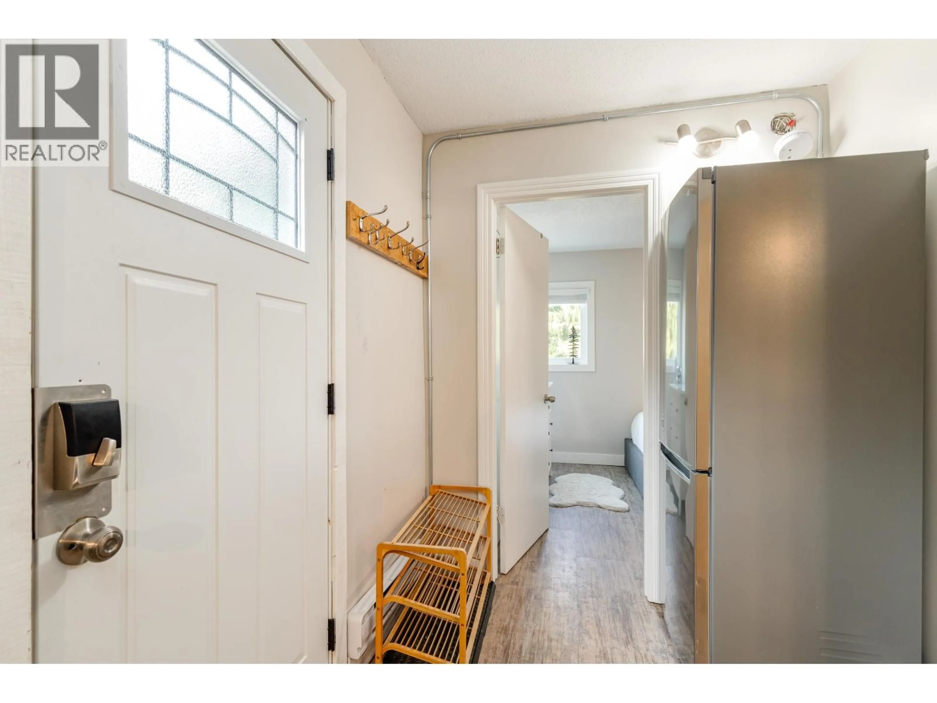 Indoor entryway for 4 - 2028 INNSBRUCK DRIVE, Whistler British Columbia V8E0B5