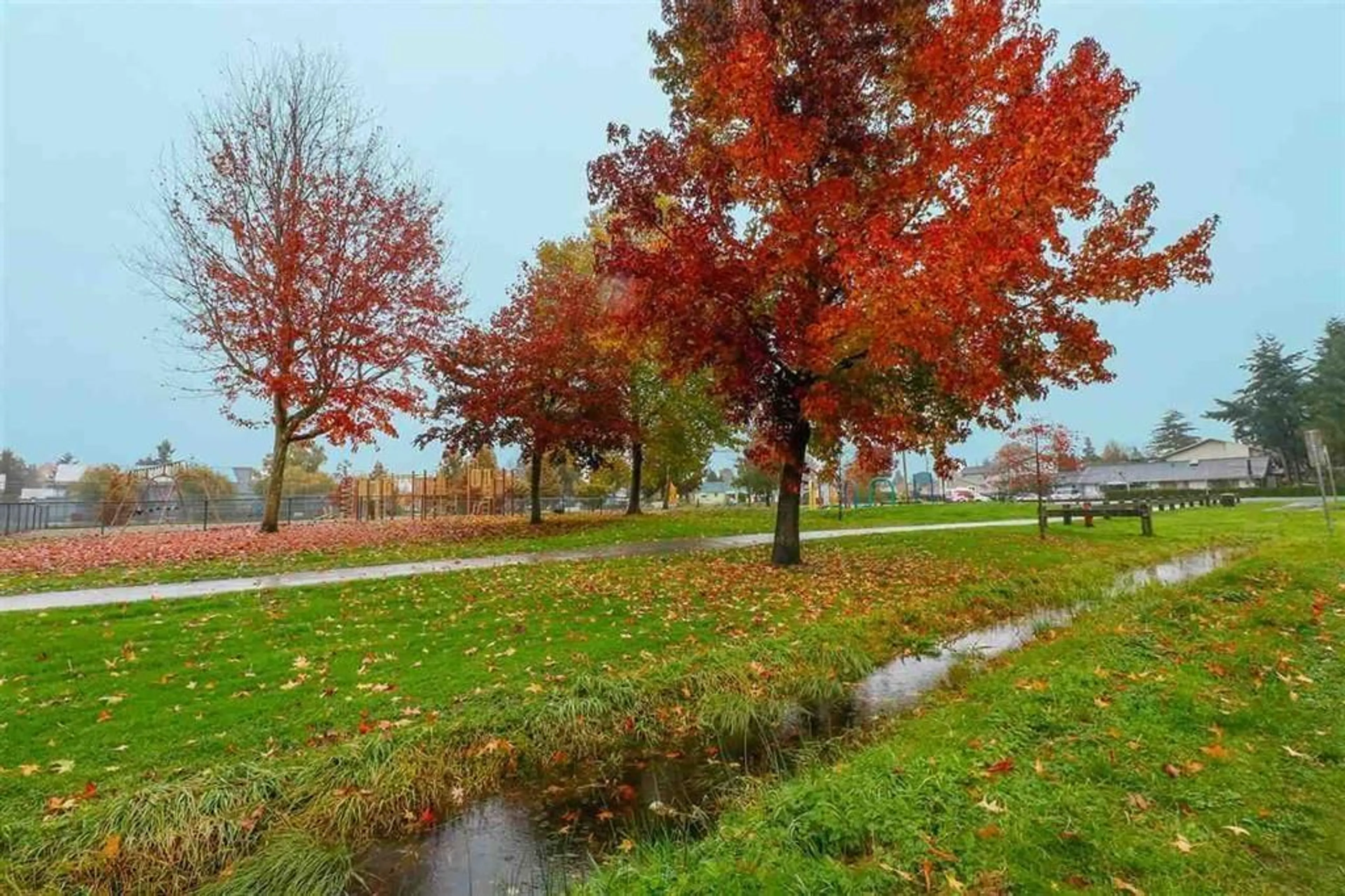 Blurry image for 12646 114 AVENUE EAST, Surrey British Columbia V3V3N9