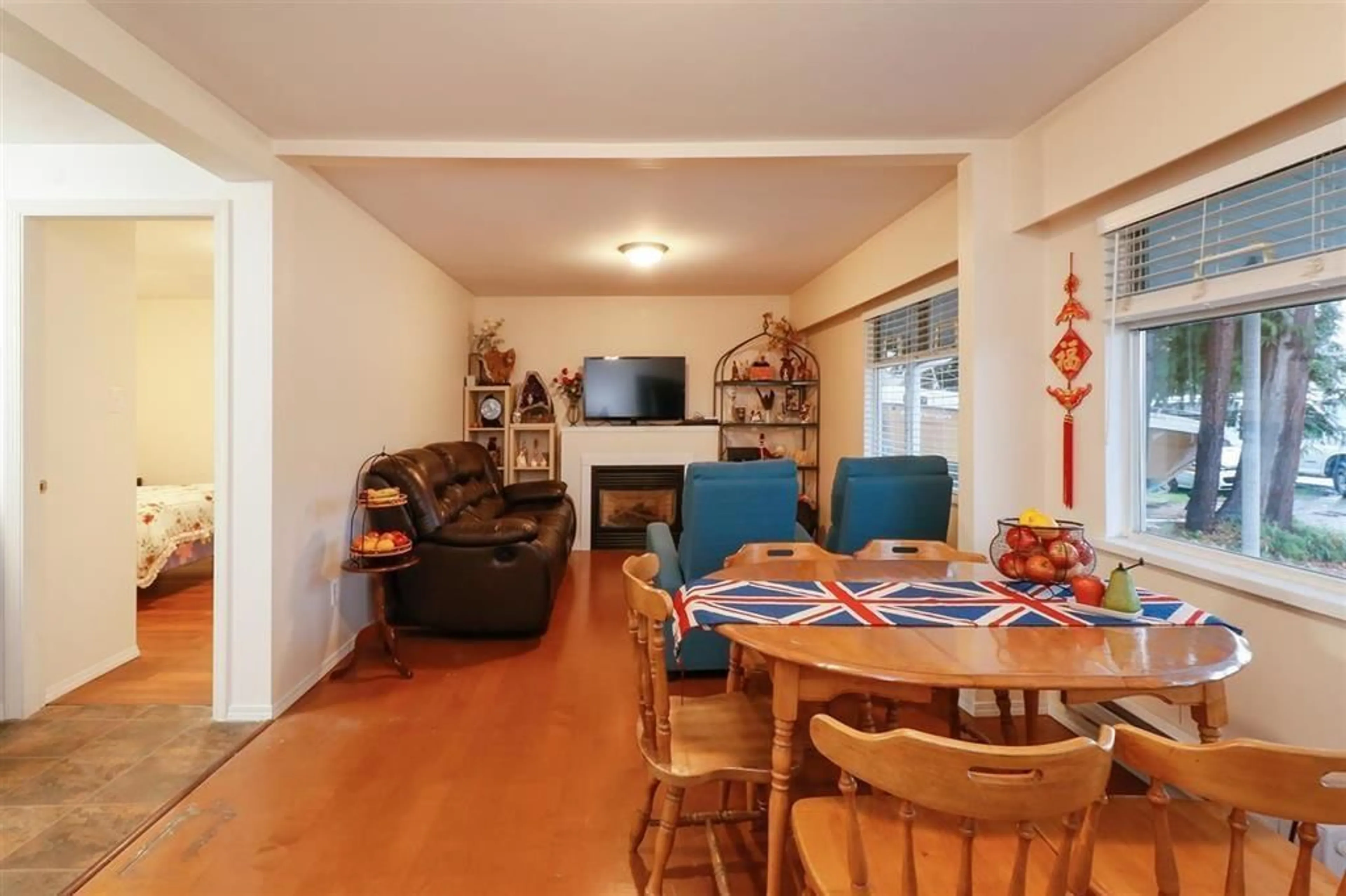 Dining room, unknown for 12646 114 AVENUE EAST, Surrey British Columbia V3V3N9