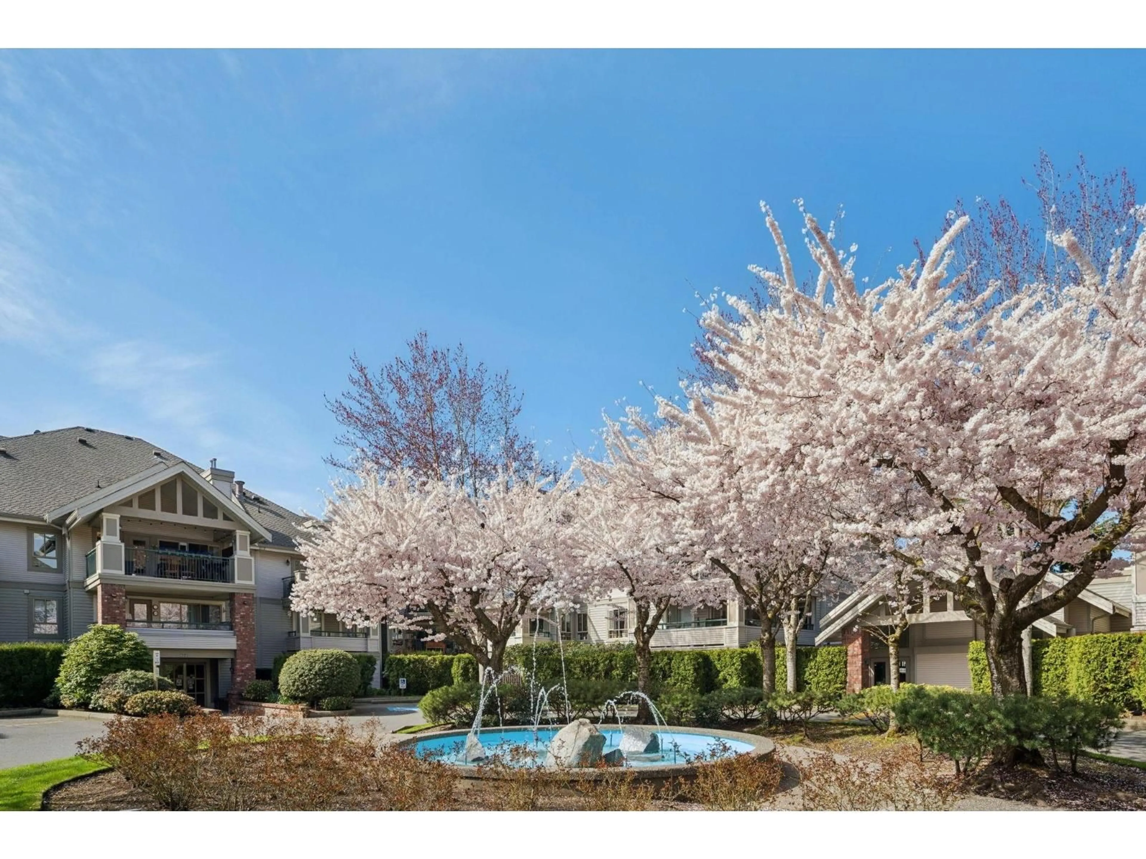 Unknown for 220 - 22025 48 AVENUE, Langley British Columbia V3A3N1