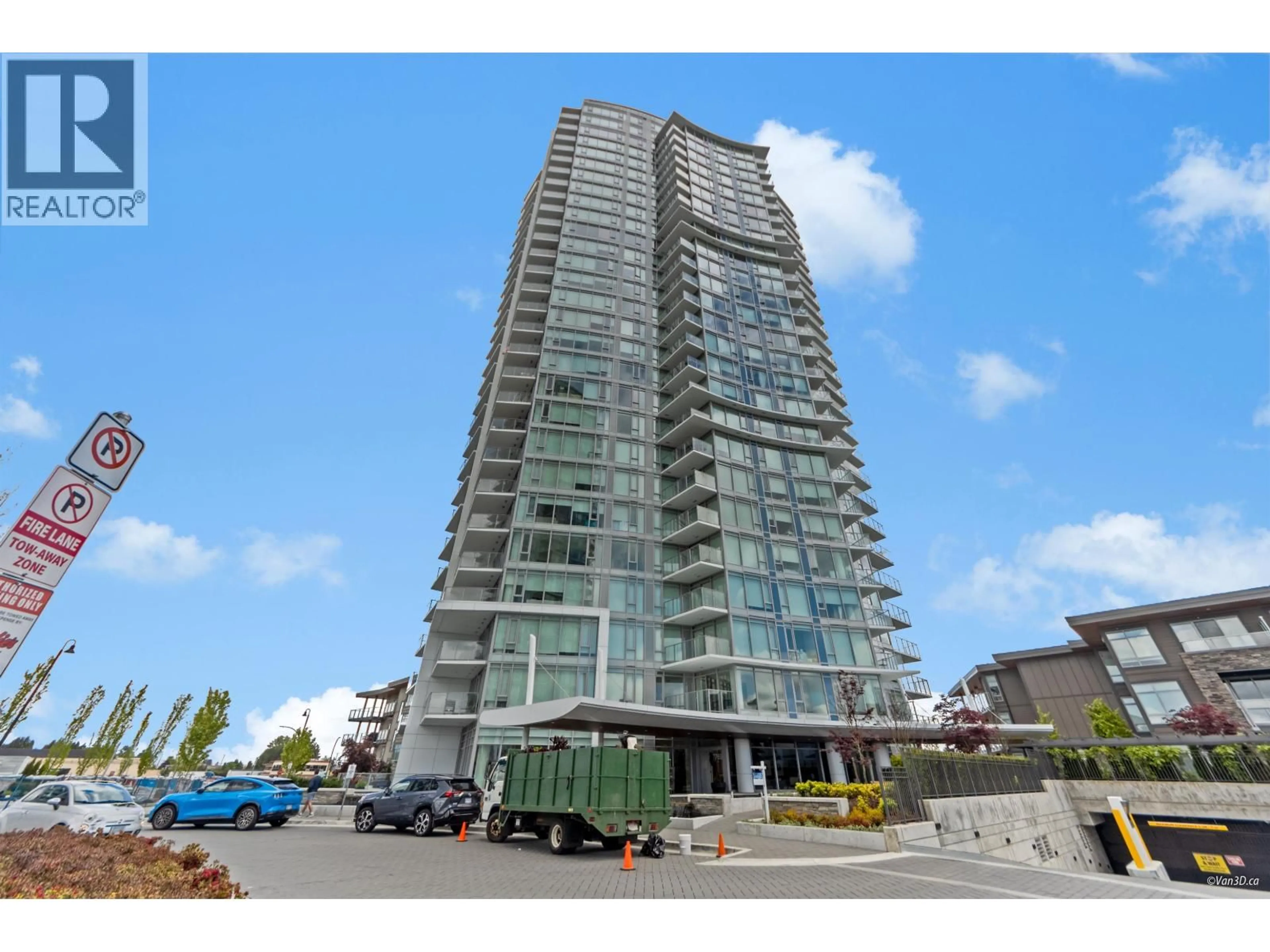 Indoor foyer for 1106 - 7769 PARK CRESCENT, Burnaby British Columbia V3N0J7