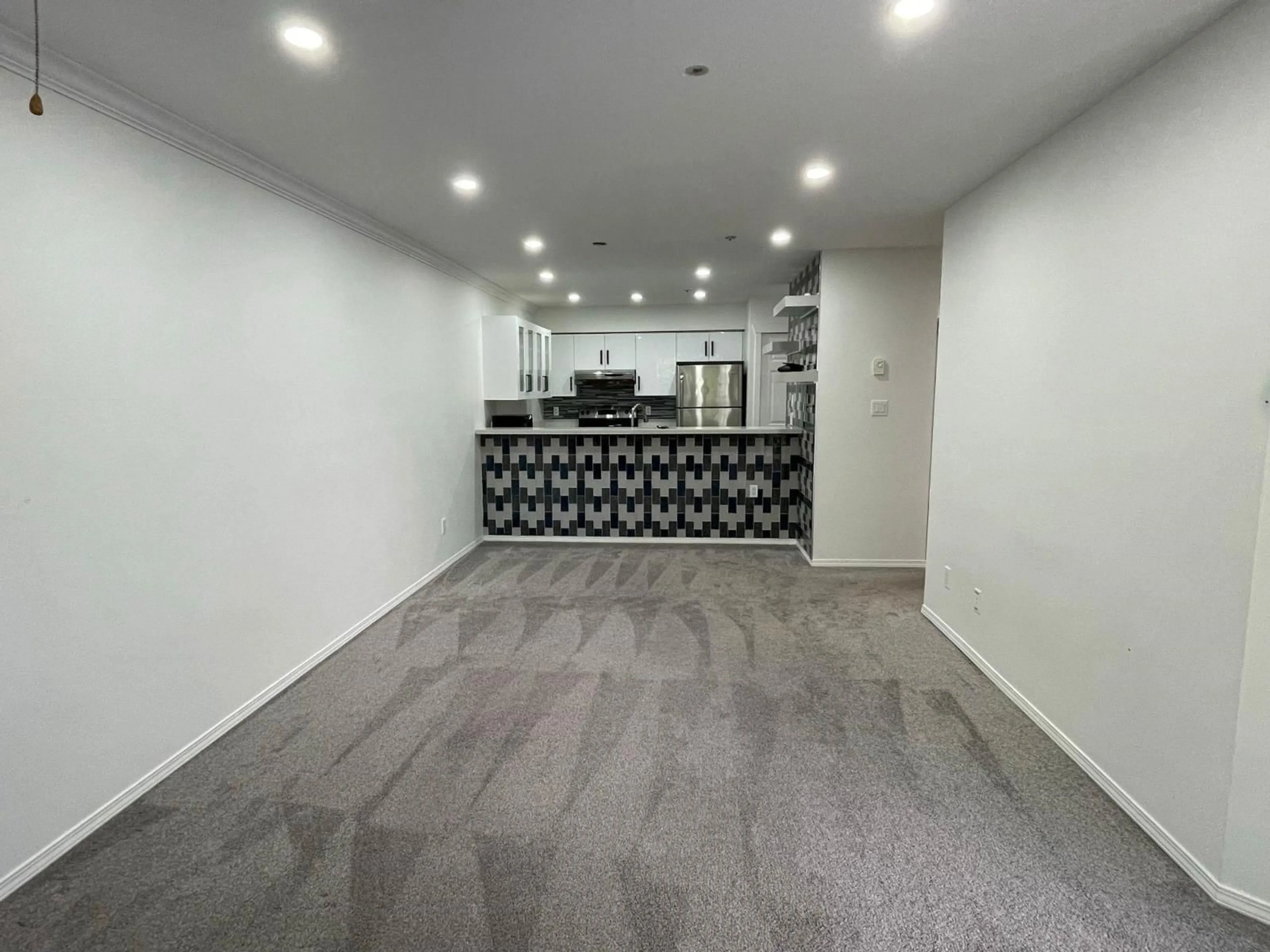 A pic of a room for 207 - 12739 72 AVENUE, Surrey British Columbia V3W4E8