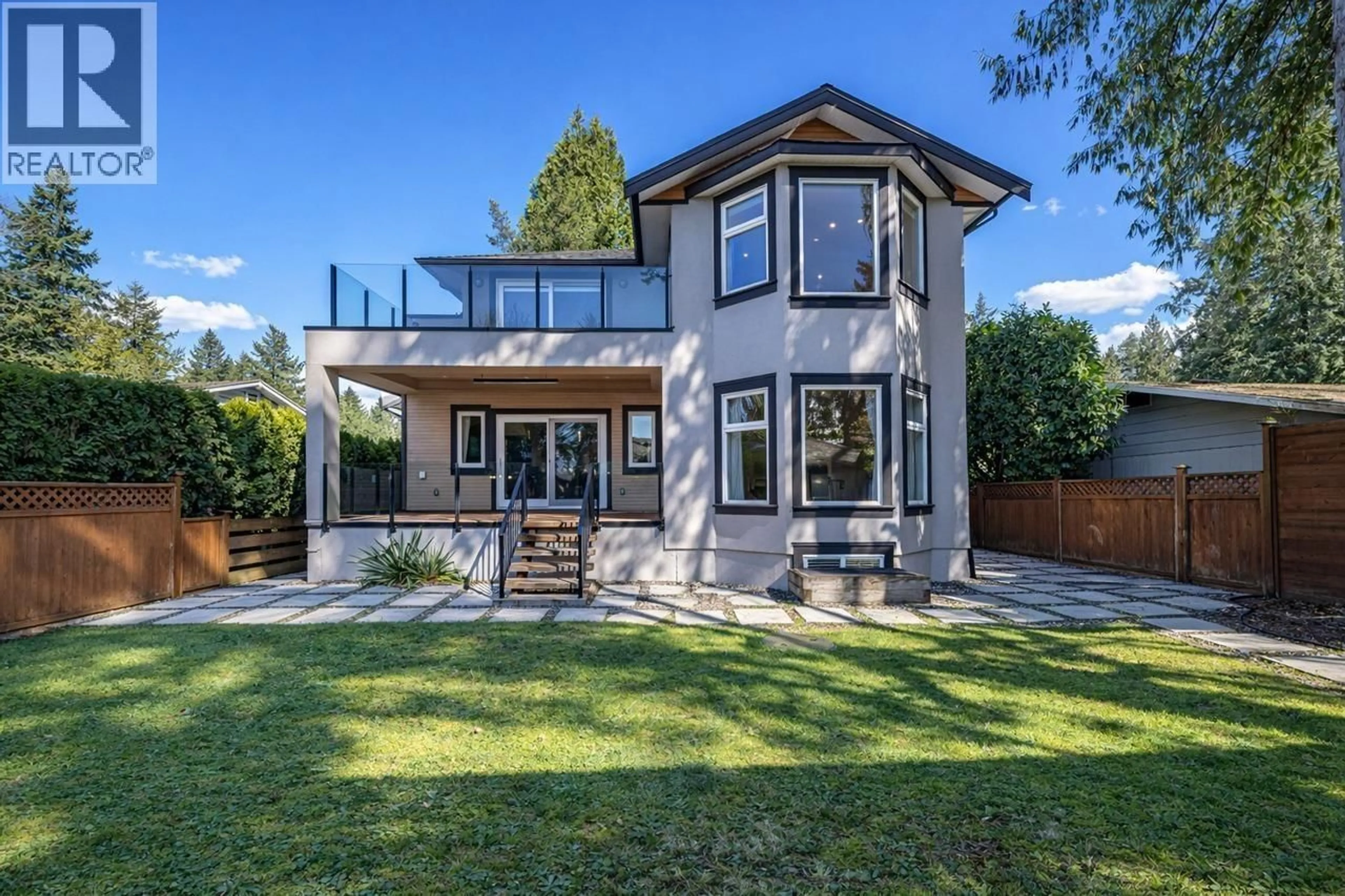 Home with brick exterior material, unknown for 839 20TH STREET, North Vancouver British Columbia V7P2B5