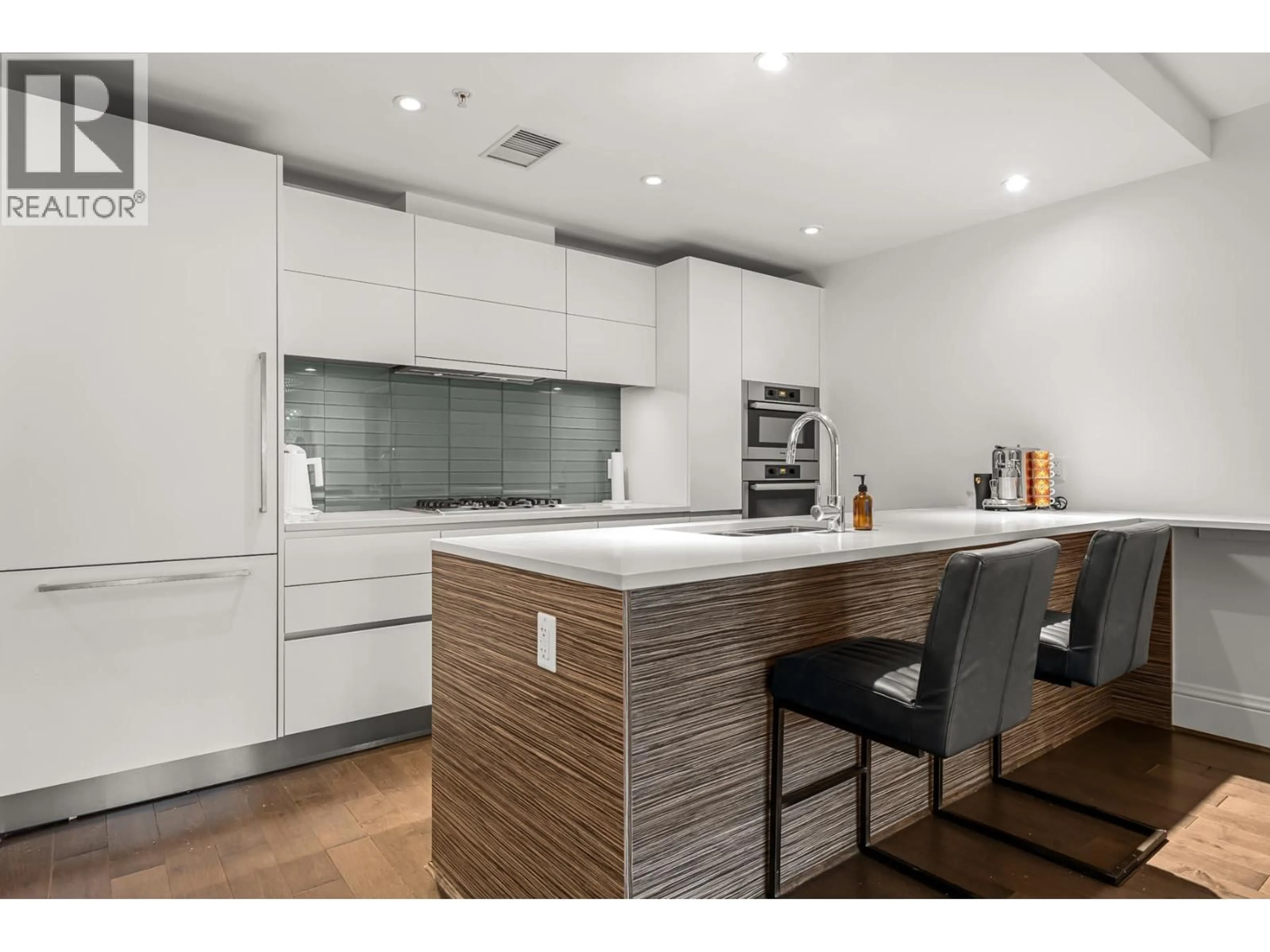 Unknown for 205 - 2035 4TH AVENUE, Vancouver British Columbia V6J1N3