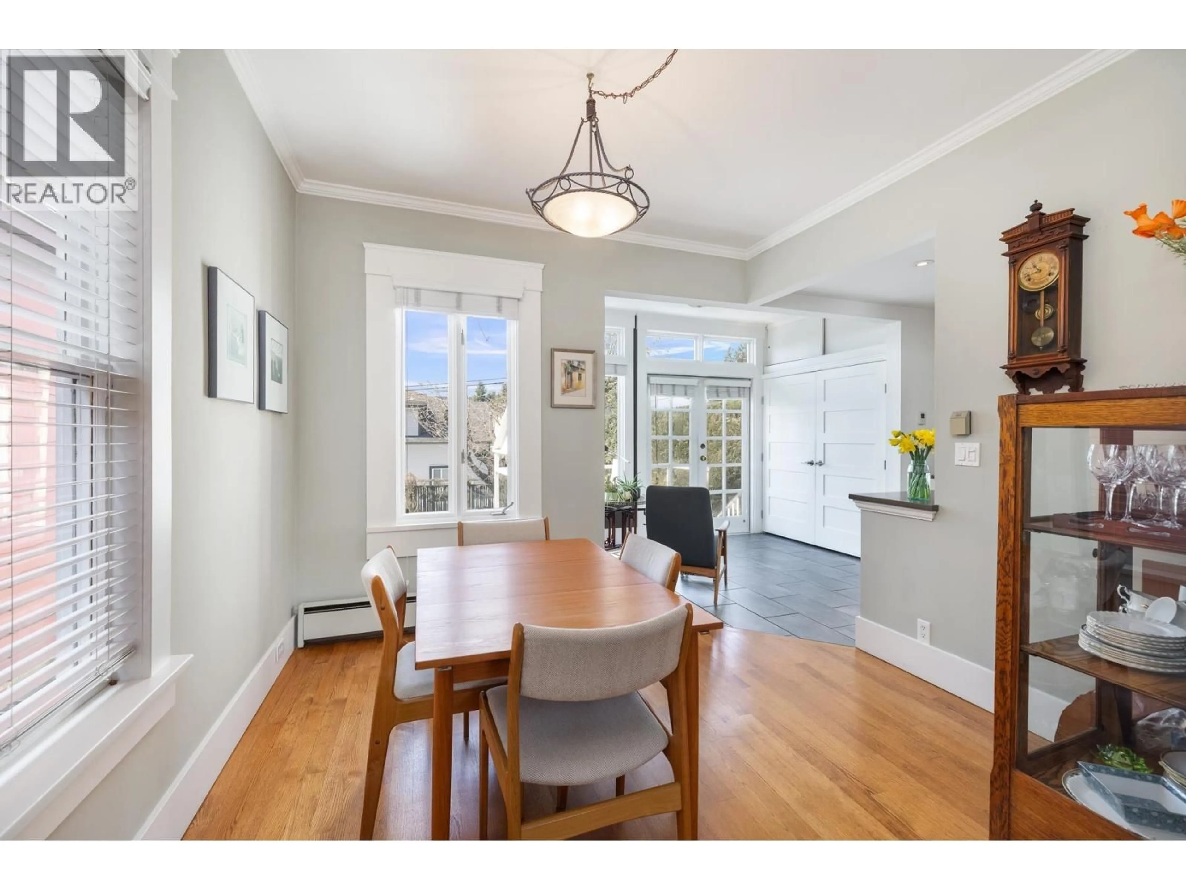 Dining room, wood/laminate floor for 4491 HARRIET STREET, Vancouver British Columbia V5V4K4