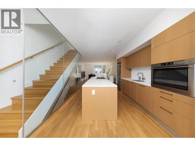 2216 WILLOW STREET, Vancouver 4