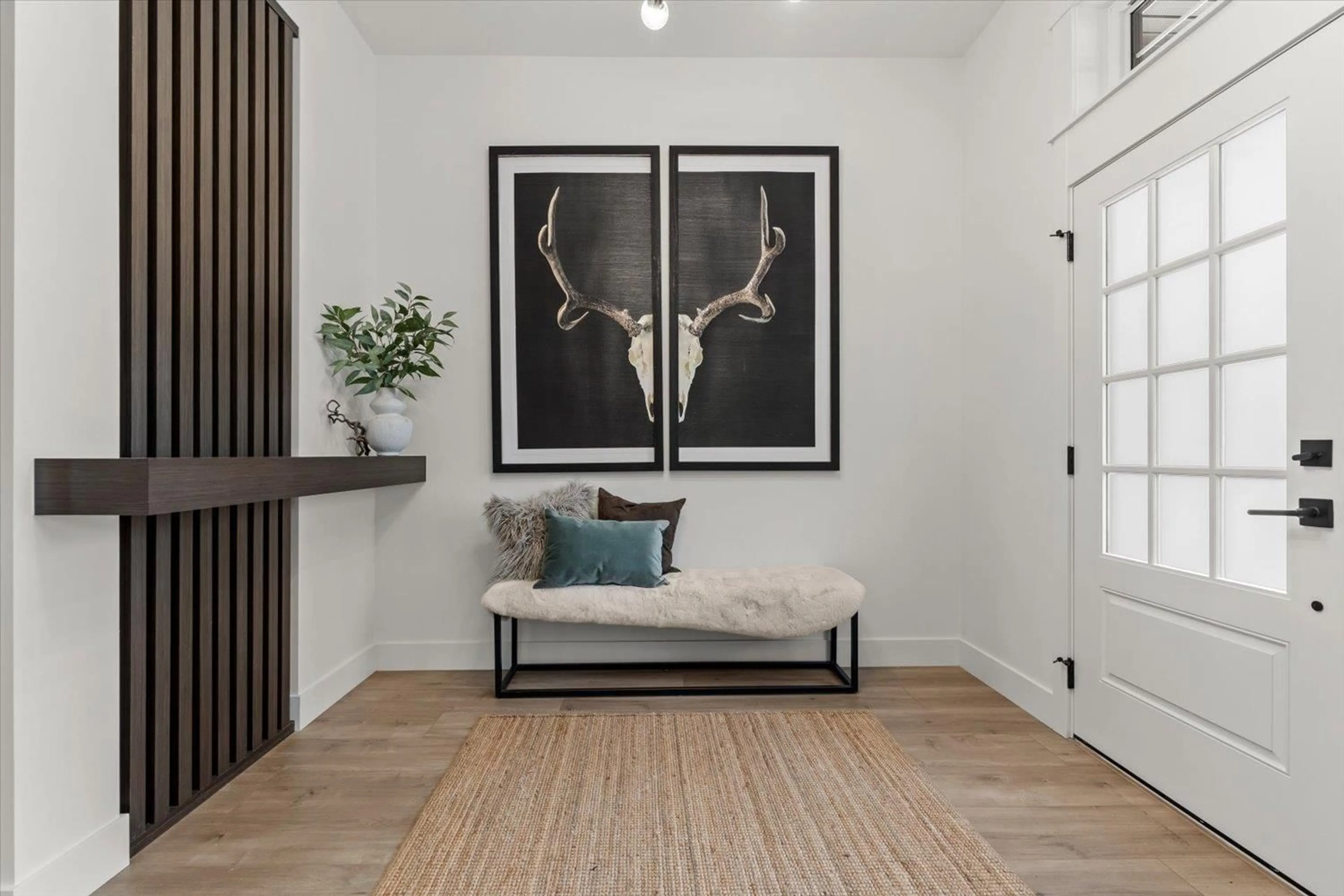 Indoor entryway for 5 - 7259 RAMSAY PLACE, Chilliwack British Columbia V4Z0E7