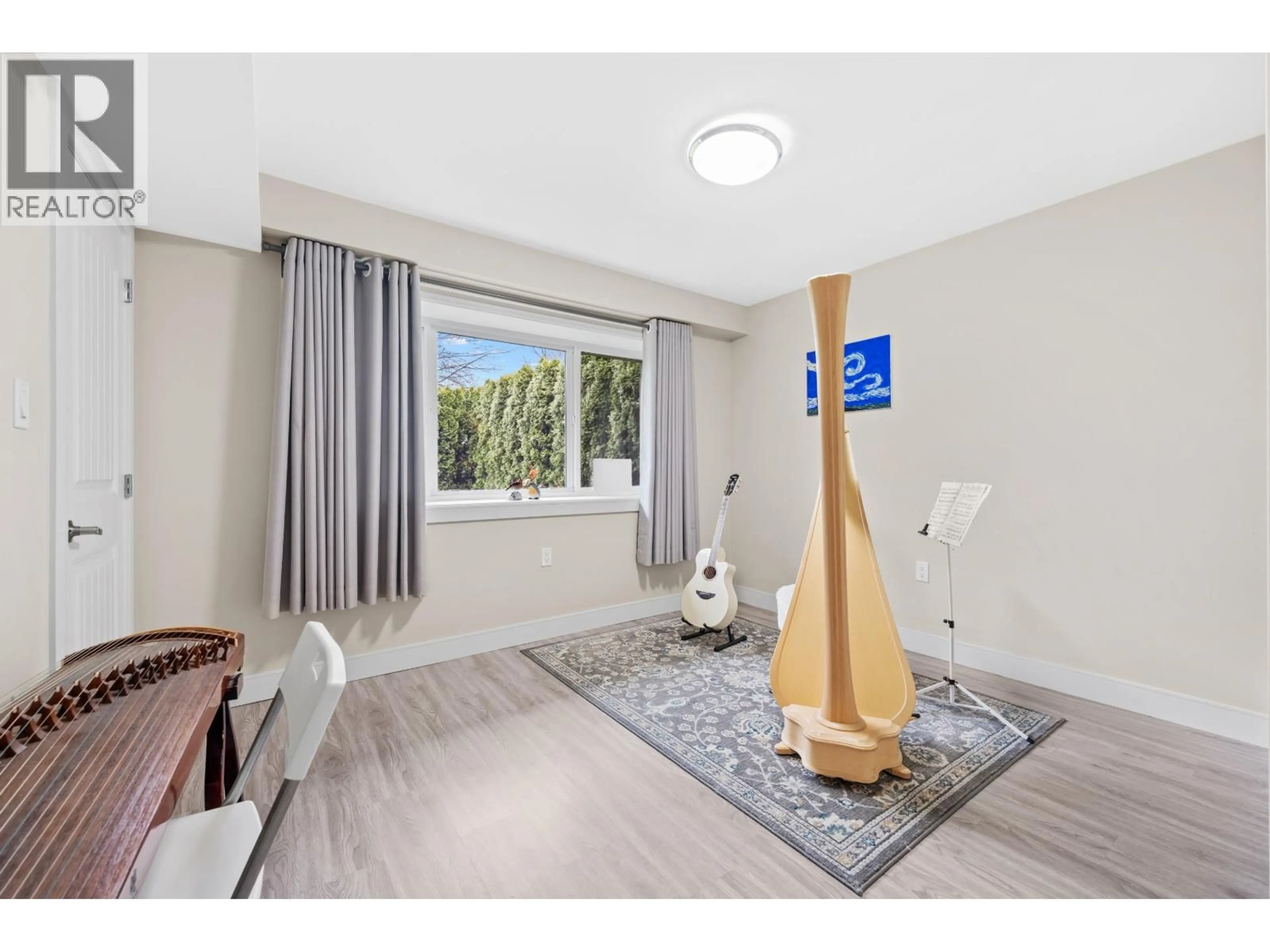 A pic of a room for 2245 RUPERT STREET, Vancouver British Columbia V5M3S8