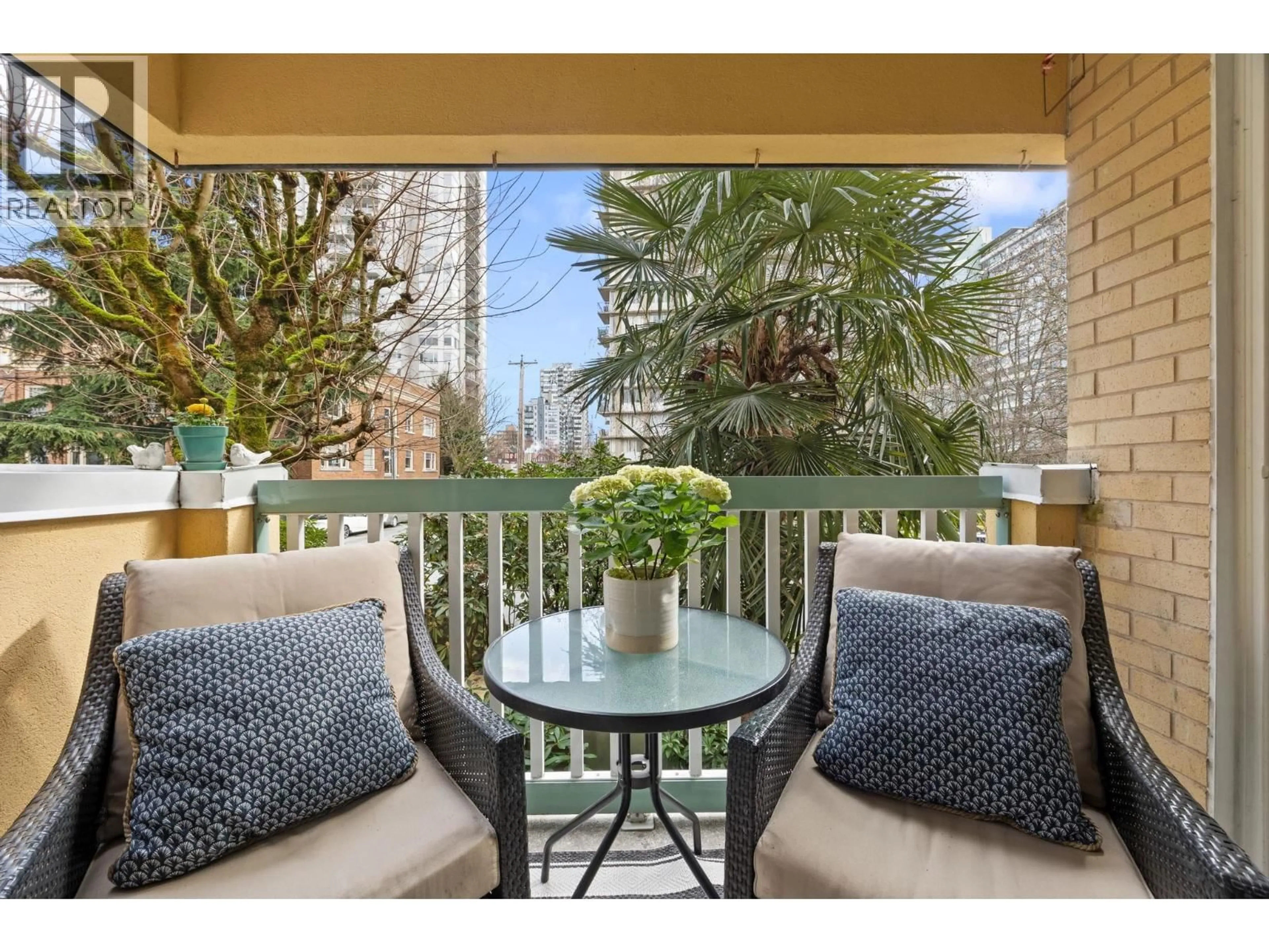 Patio, water/lake/river/ocean view for 203 - 1125 GILFORD STREET, Vancouver British Columbia V6G2P7