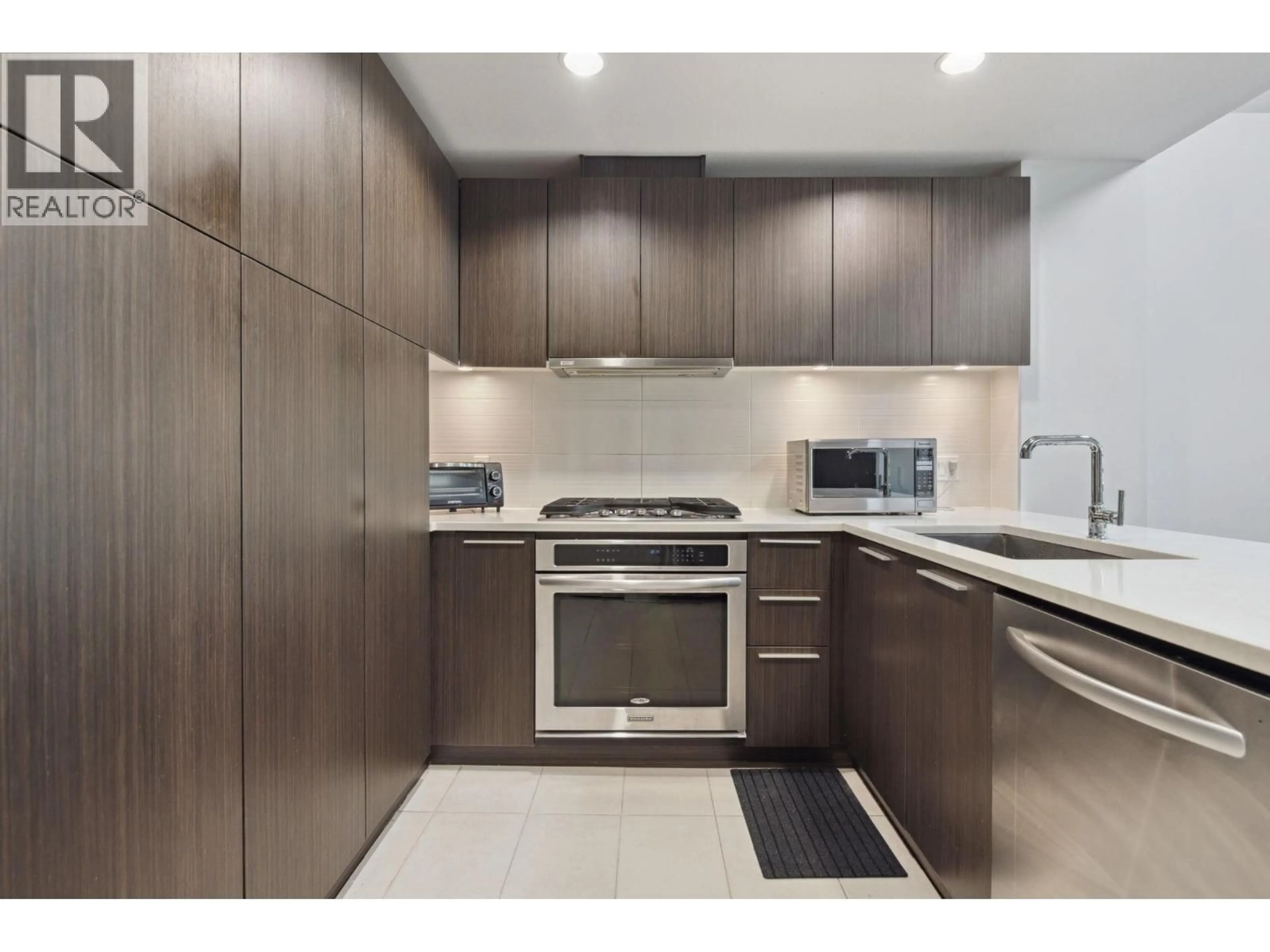 Standard kitchen, unknown for 102 - 6033 GRAY AVENUE, Vancouver British Columbia V6S0G3
