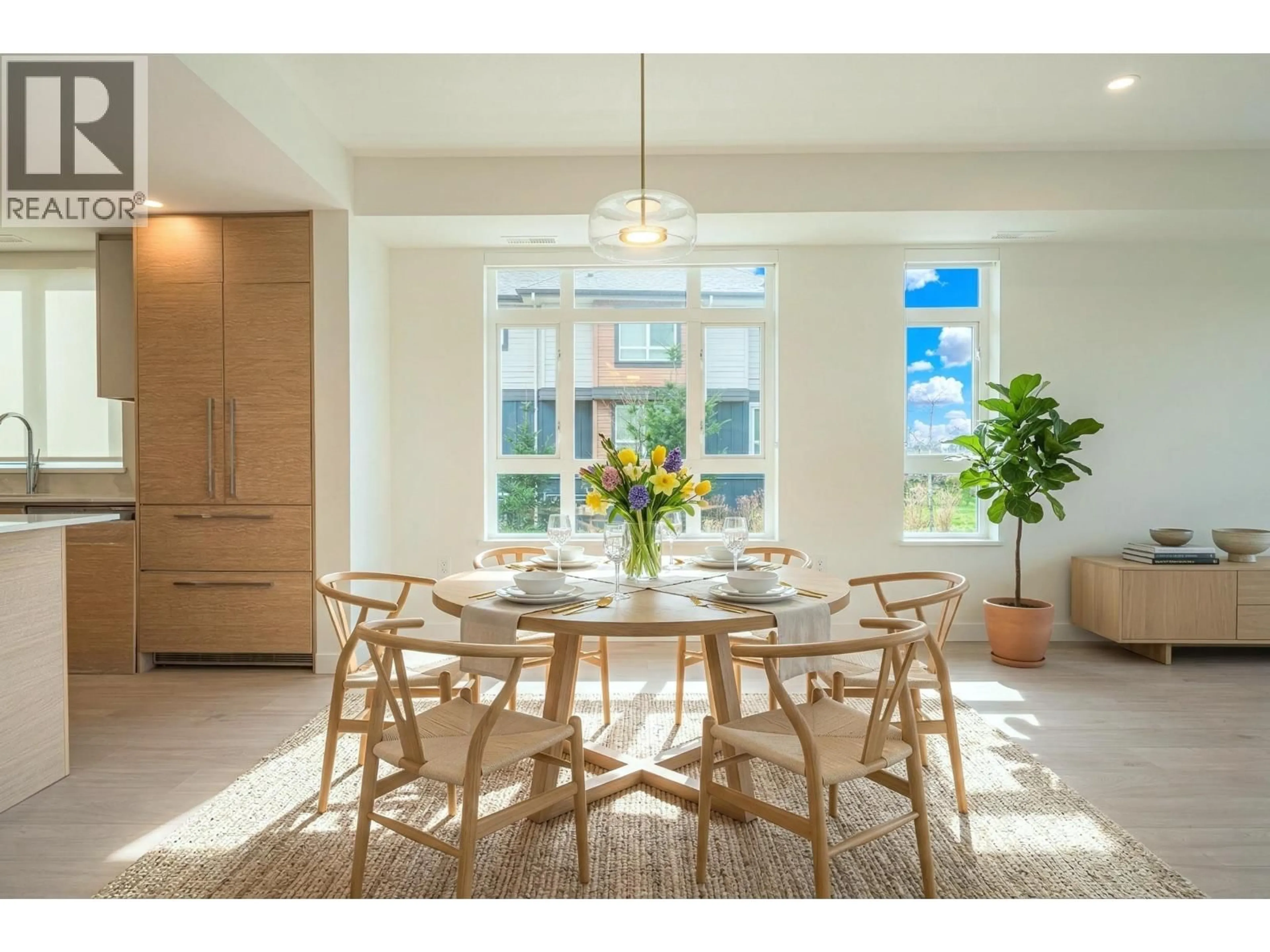 Dining room, ceramic/tile floor for 37 - 10333 RIVER DRIVE, Richmond British Columbia V6X0X4