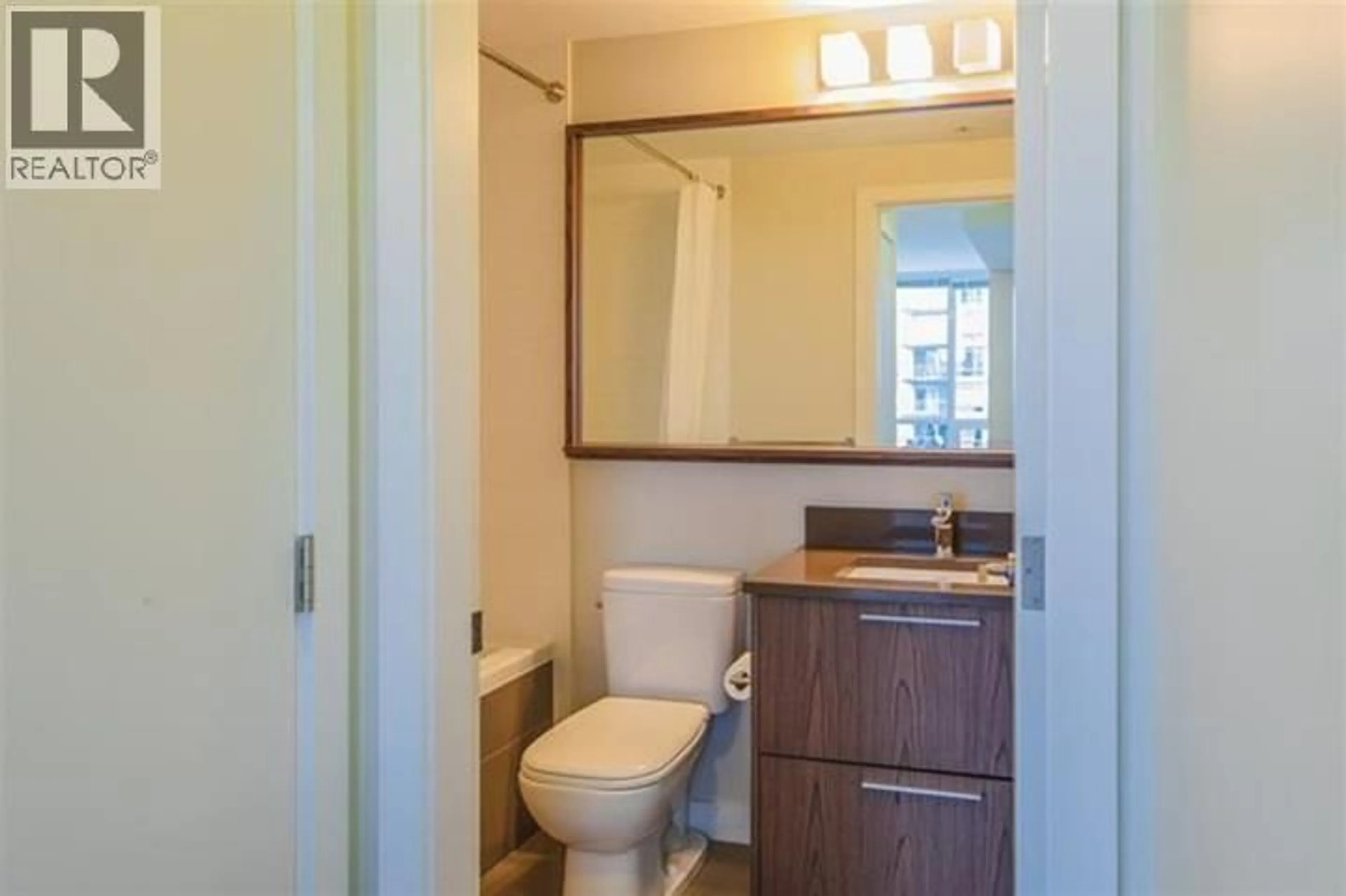 Standard bathroom, unknown for 2607 - 2975 ATLANTIC AVENUE, Coquitlam British Columbia V3B0C5