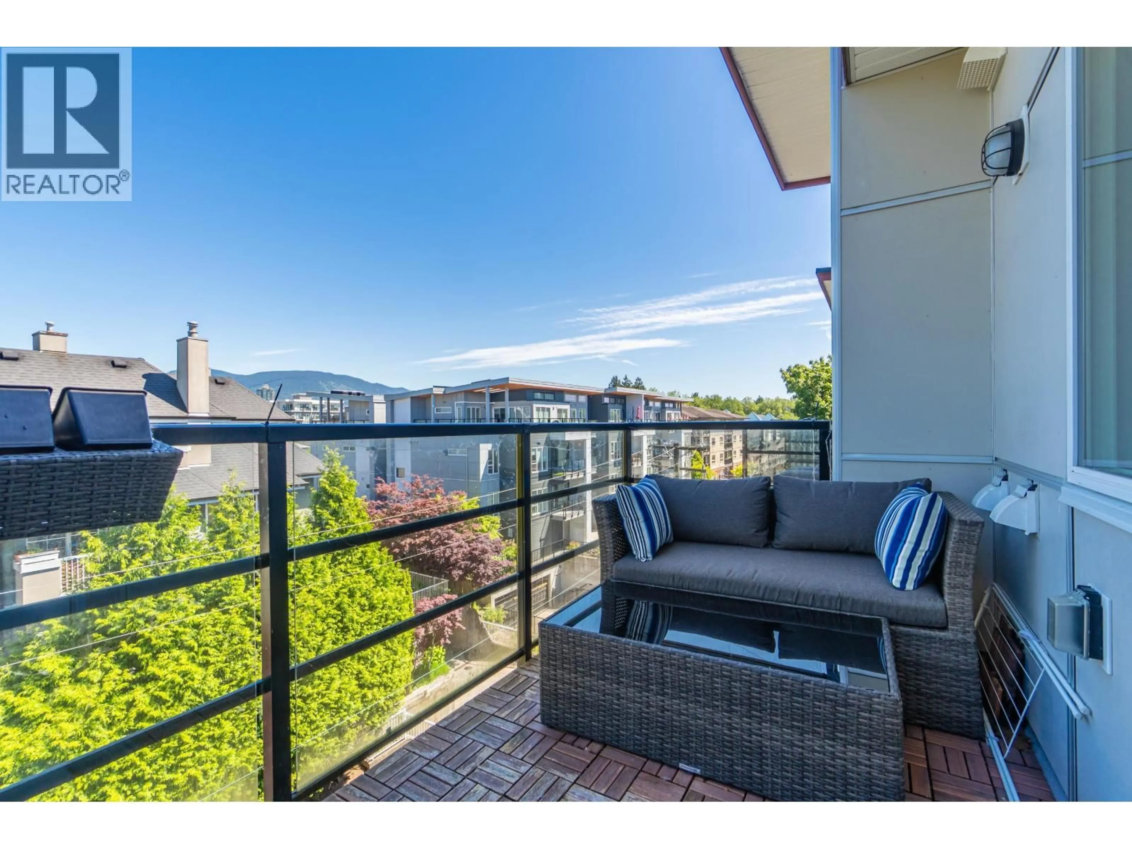 Balcony in the apartment, water/lake/river/ocean view for 404 - 2389 HAWTHORNE AVENUE, Port Coquitlam British Columbia V3C0T2