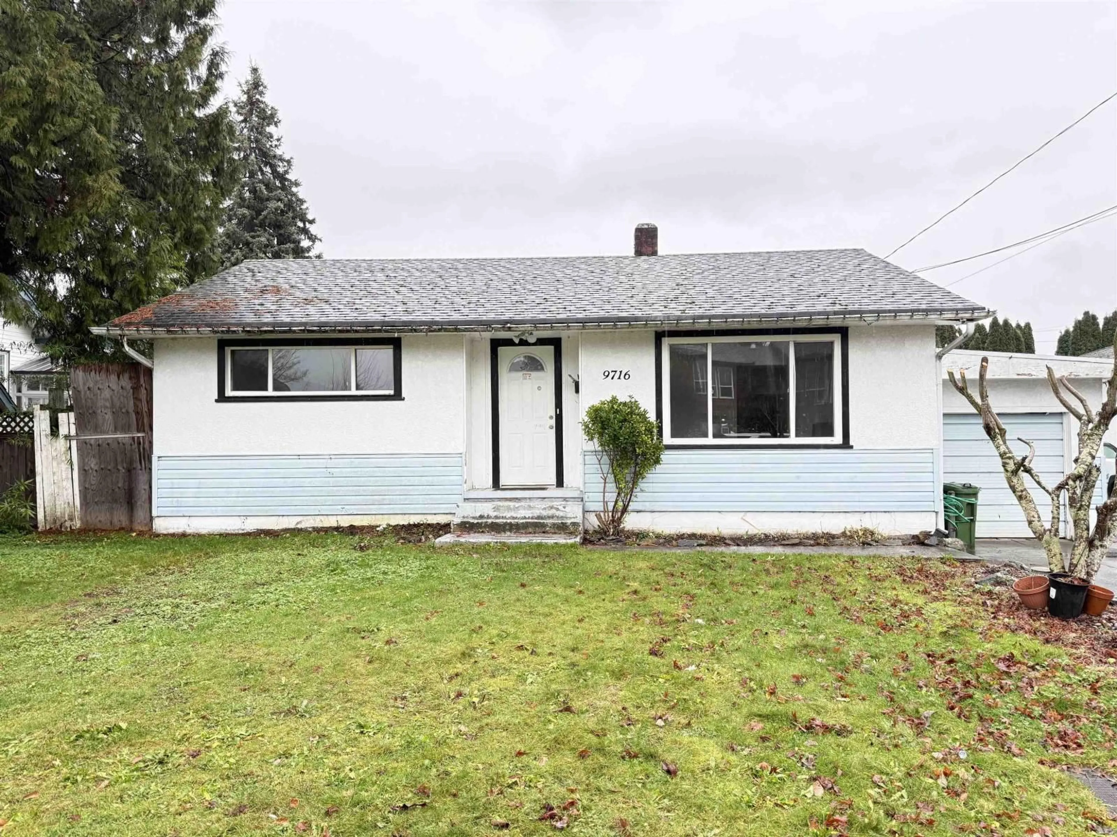Home with vinyl exterior material, street for 9716 WILLIAMS STREET, Chilliwack British Columbia V2P5G7