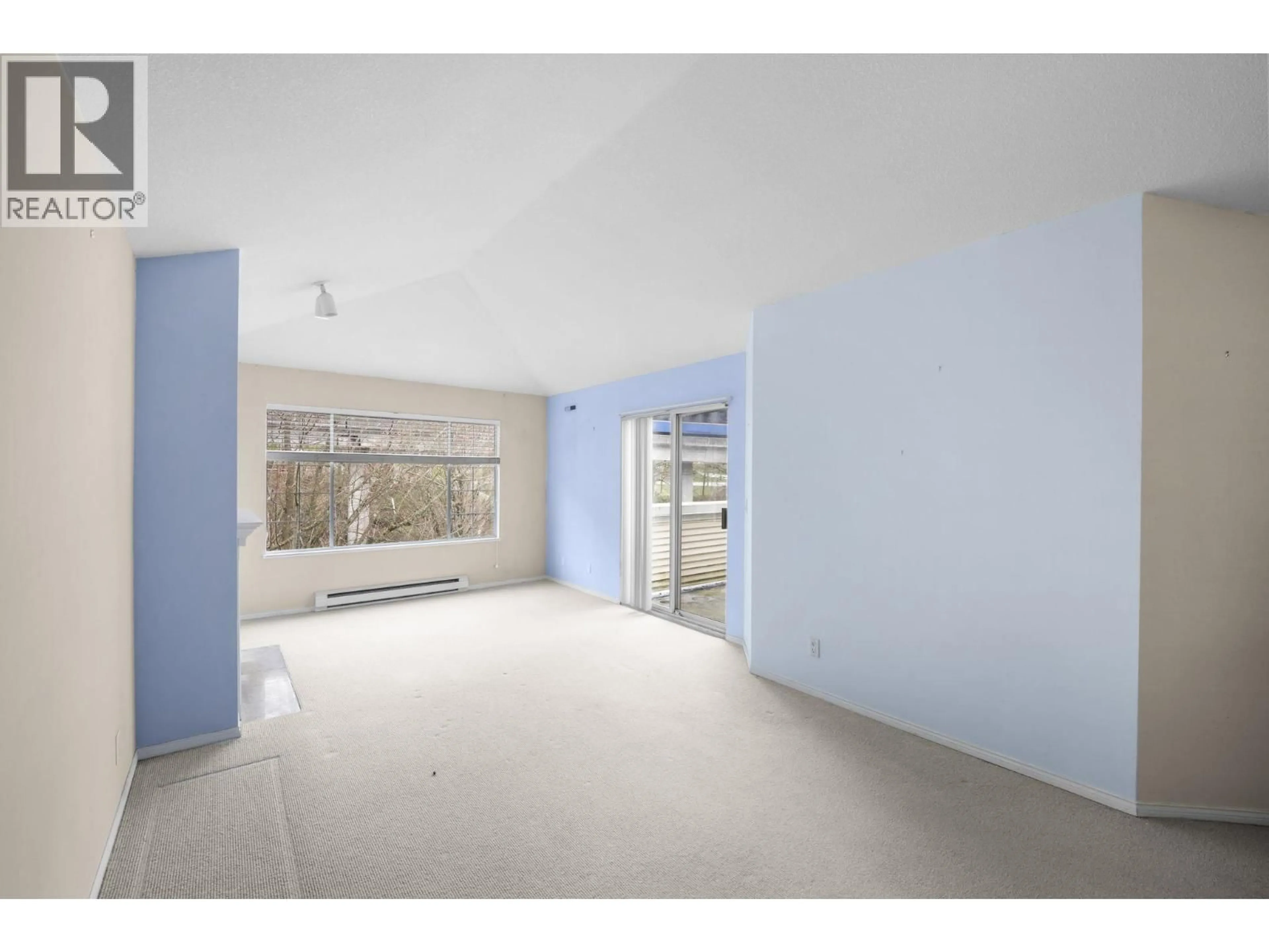 A pic of a room for 407 - 6820 RUMBLE STREET, Burnaby British Columbia V5E4H9