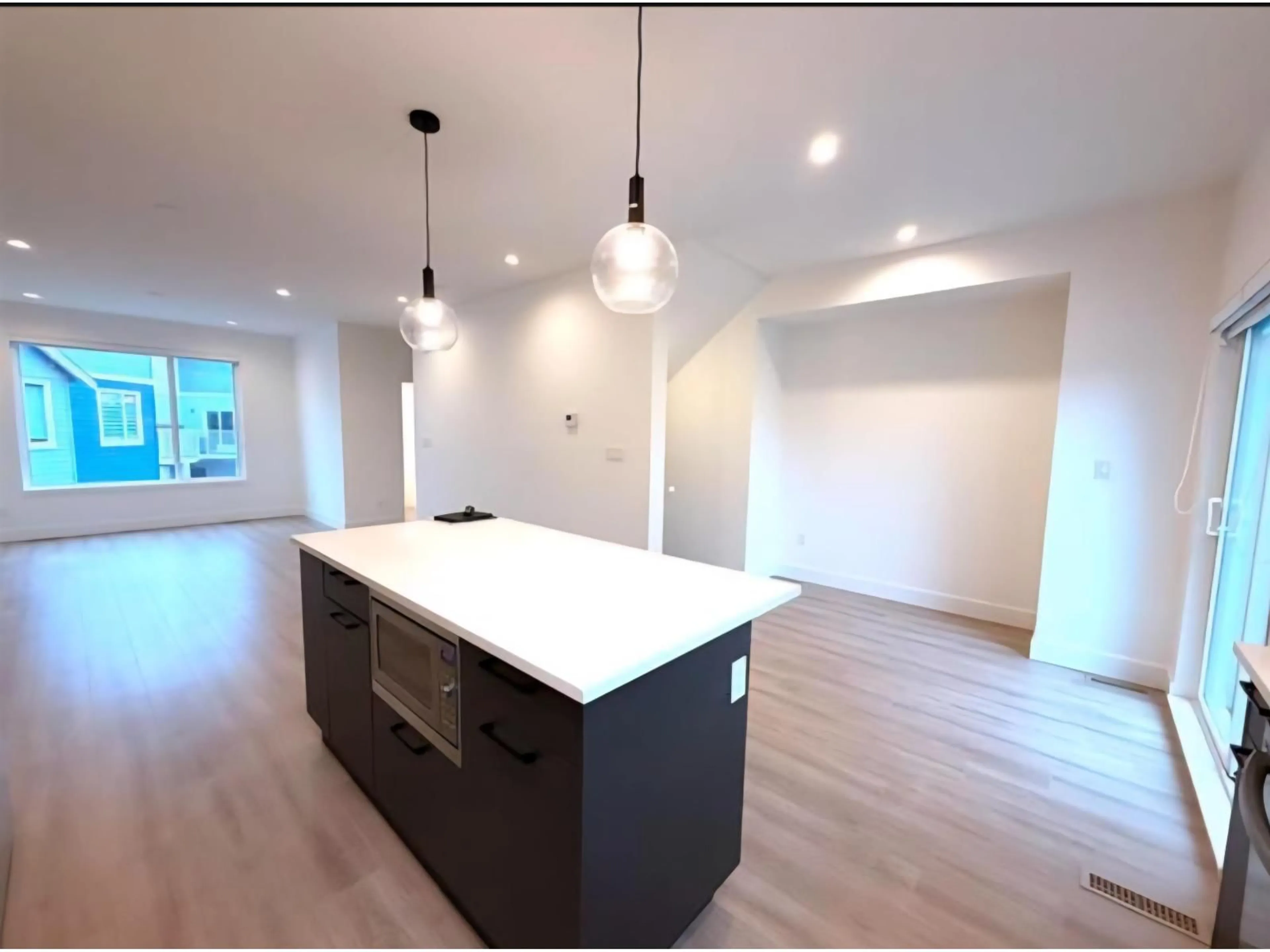 Open concept kitchen, unknown for 23 - 19330 FAIRWAY DRIVE, Surrey British Columbia V3S0B7