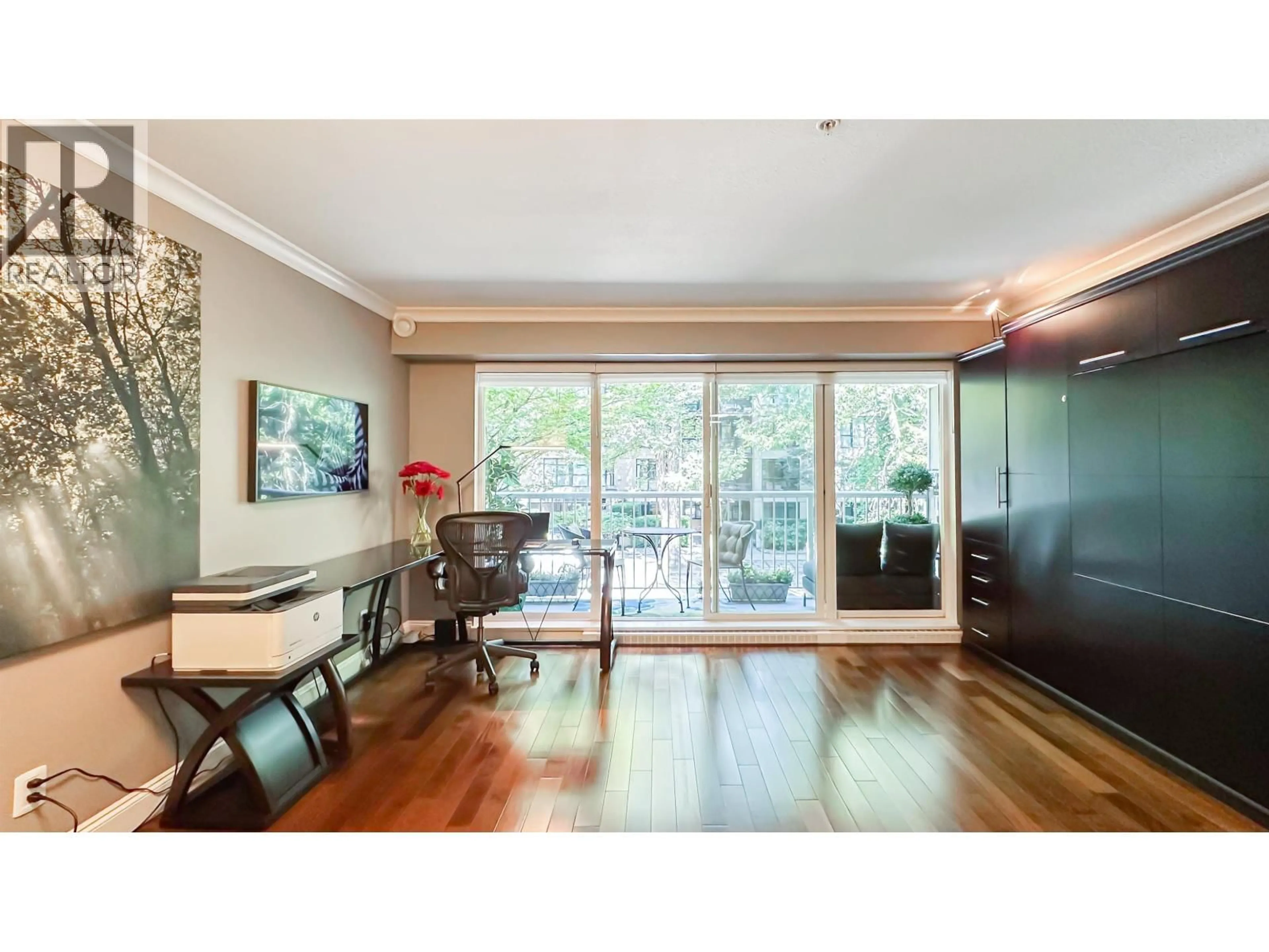 Unknown for 204 - 2628 YEW STREET, Vancouver British Columbia V6K4R4