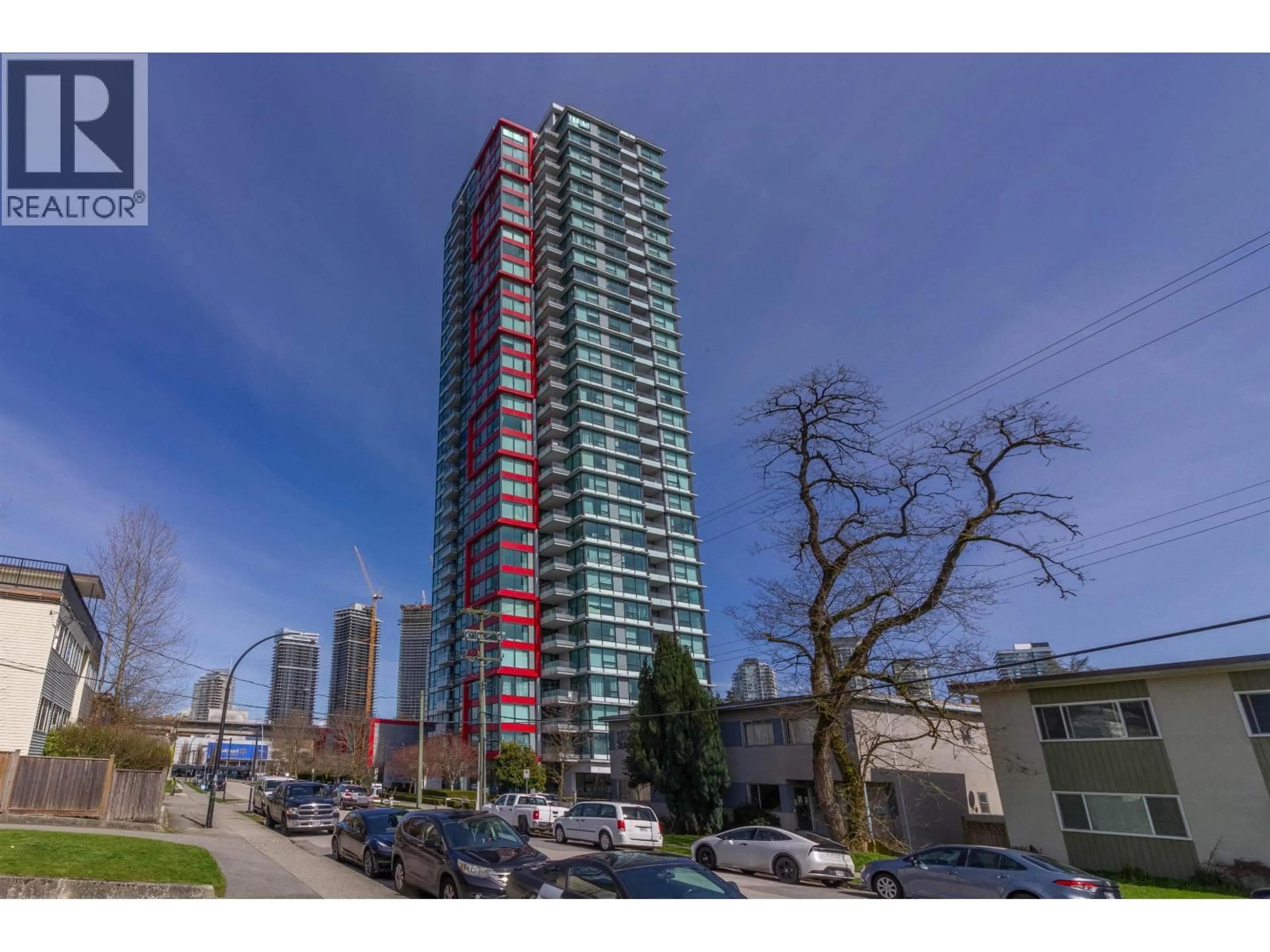 A pic from outside/outdoor area/front of a property/back of a property/a pic from drone, unknown for 3007 - 6658 DOW AVENUE, Burnaby British Columbia V5H0C7