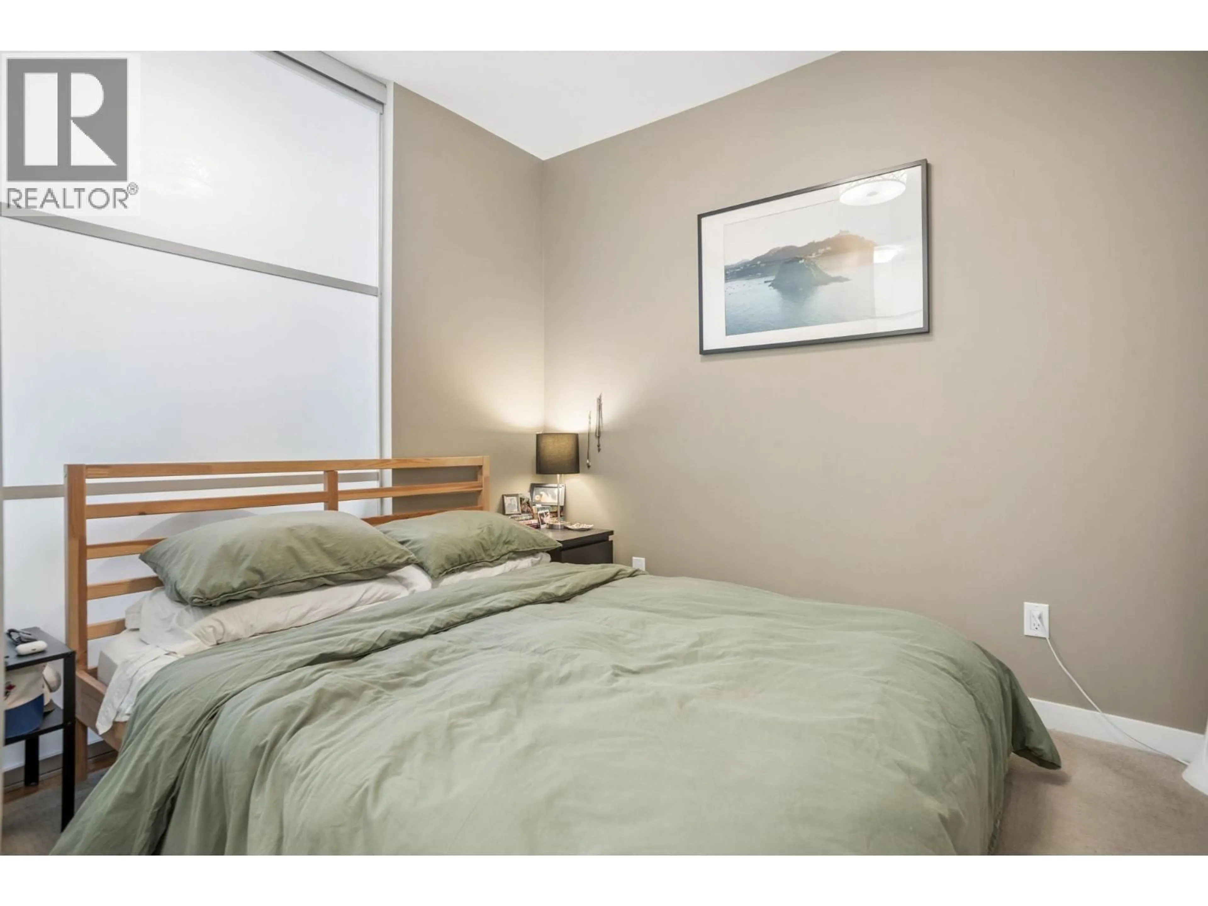 Bedroom with bed, unknown for 206 - 289 6TH AVENUE, Vancouver British Columbia V5T0E9