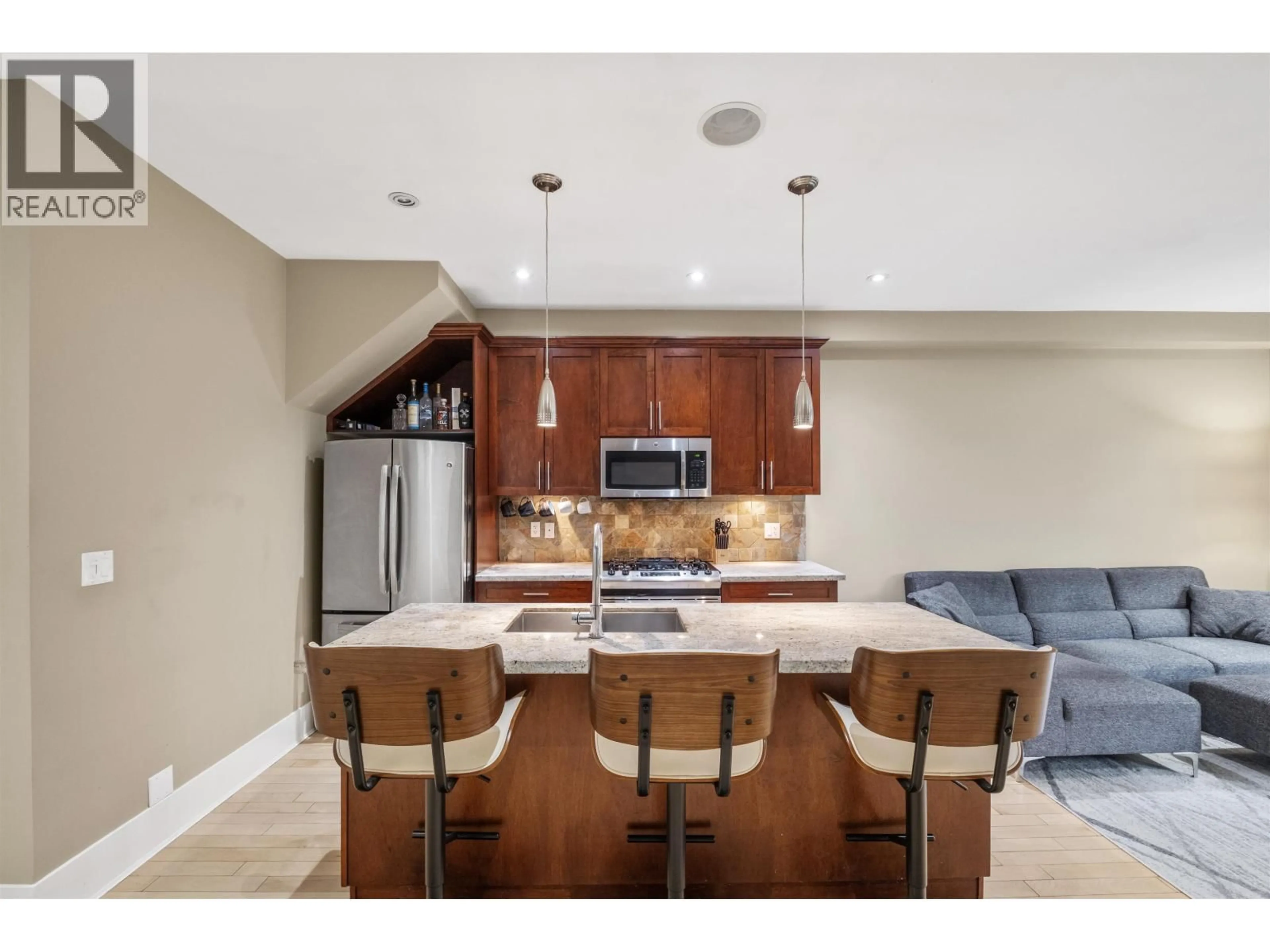 Open concept kitchen, ceramic/tile floor for 1620 ST. ANDREWS AVENUE, North Vancouver British Columbia V7L3L6