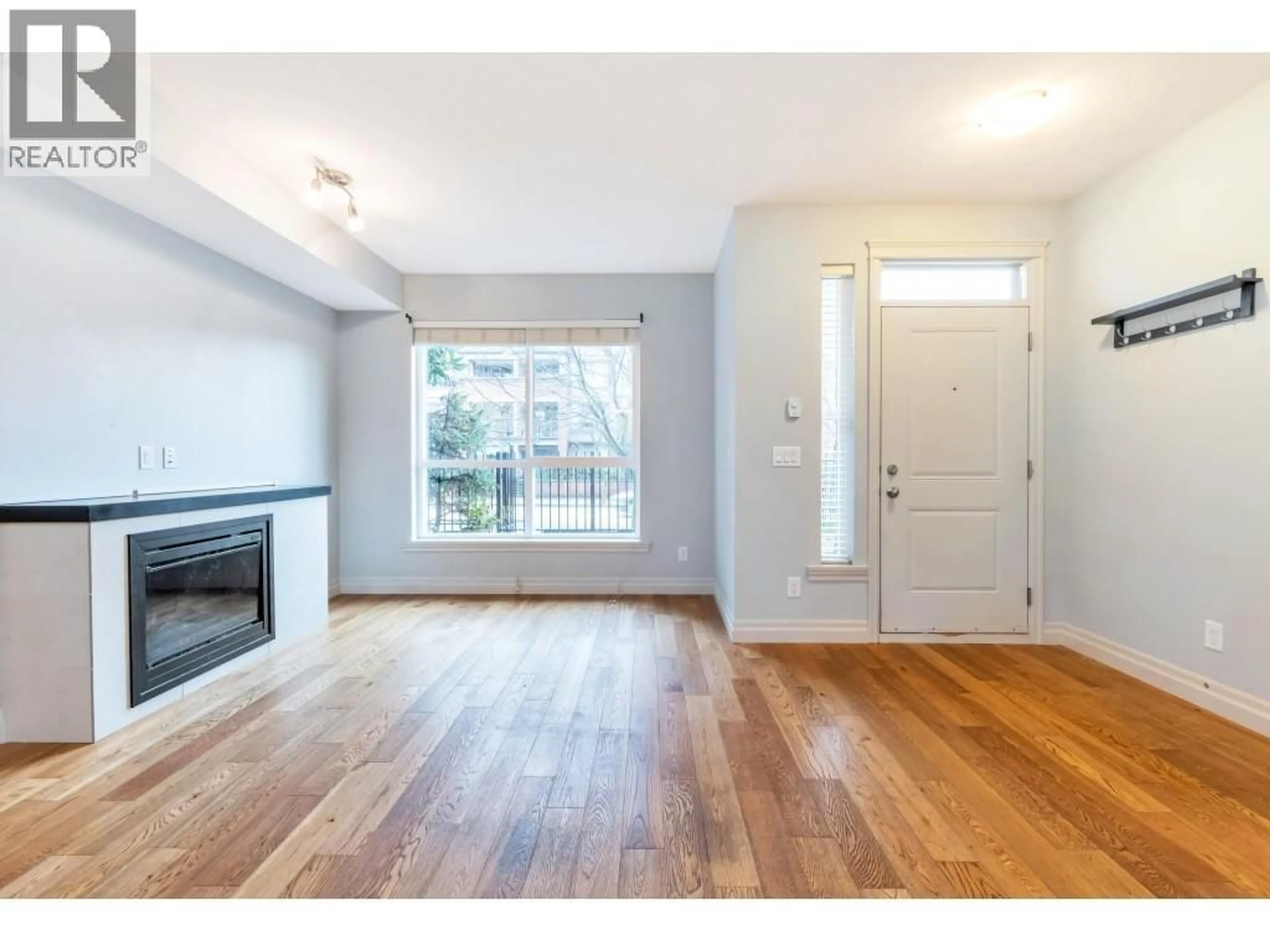 Unknown for 103 - 2343 ATKINS AVENUE, Port Coquitlam British Columbia V3C1Y7