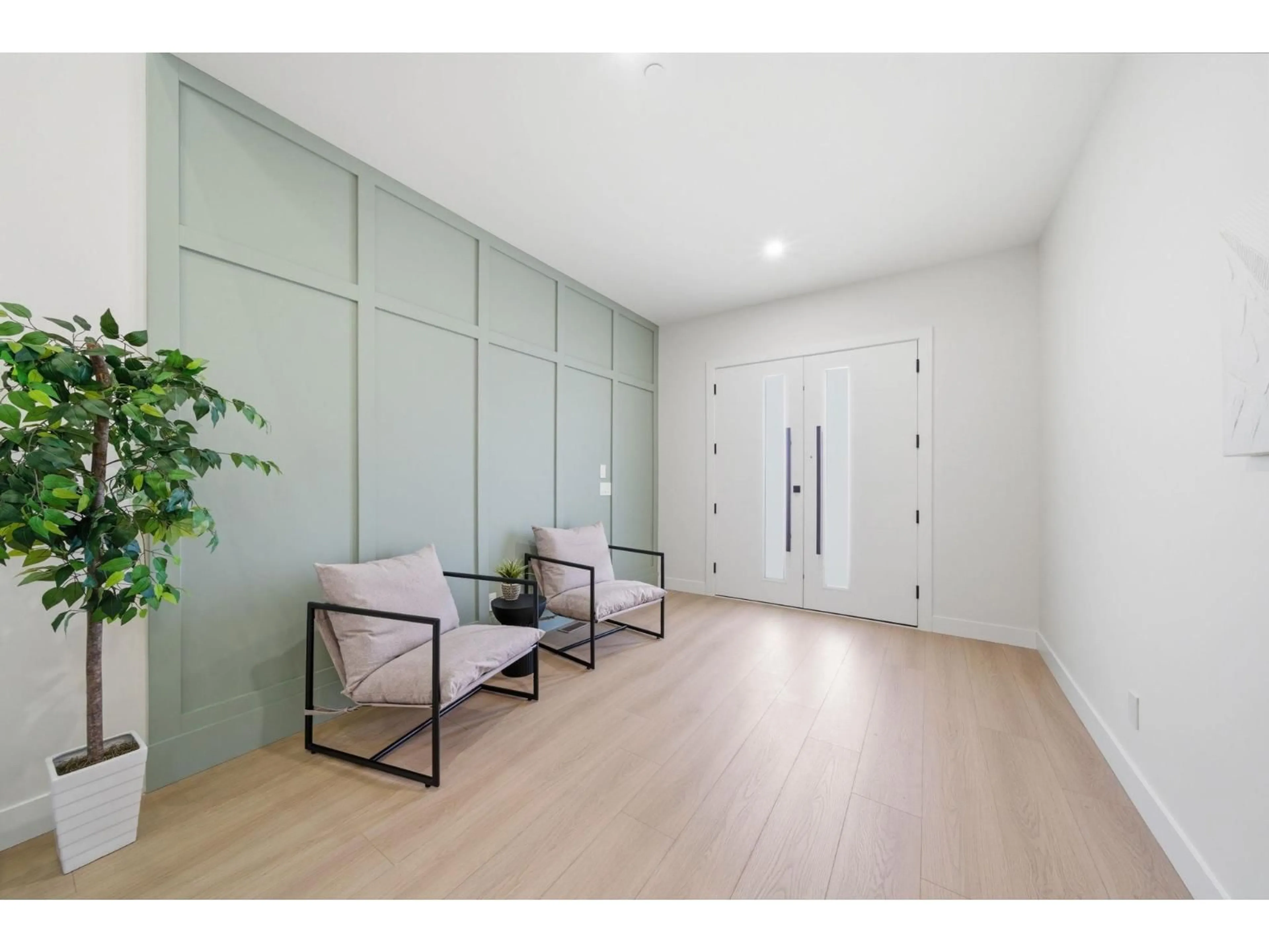 Indoor entryway for 45122 WATSON ROAD, Chilliwack British Columbia V2R3R5