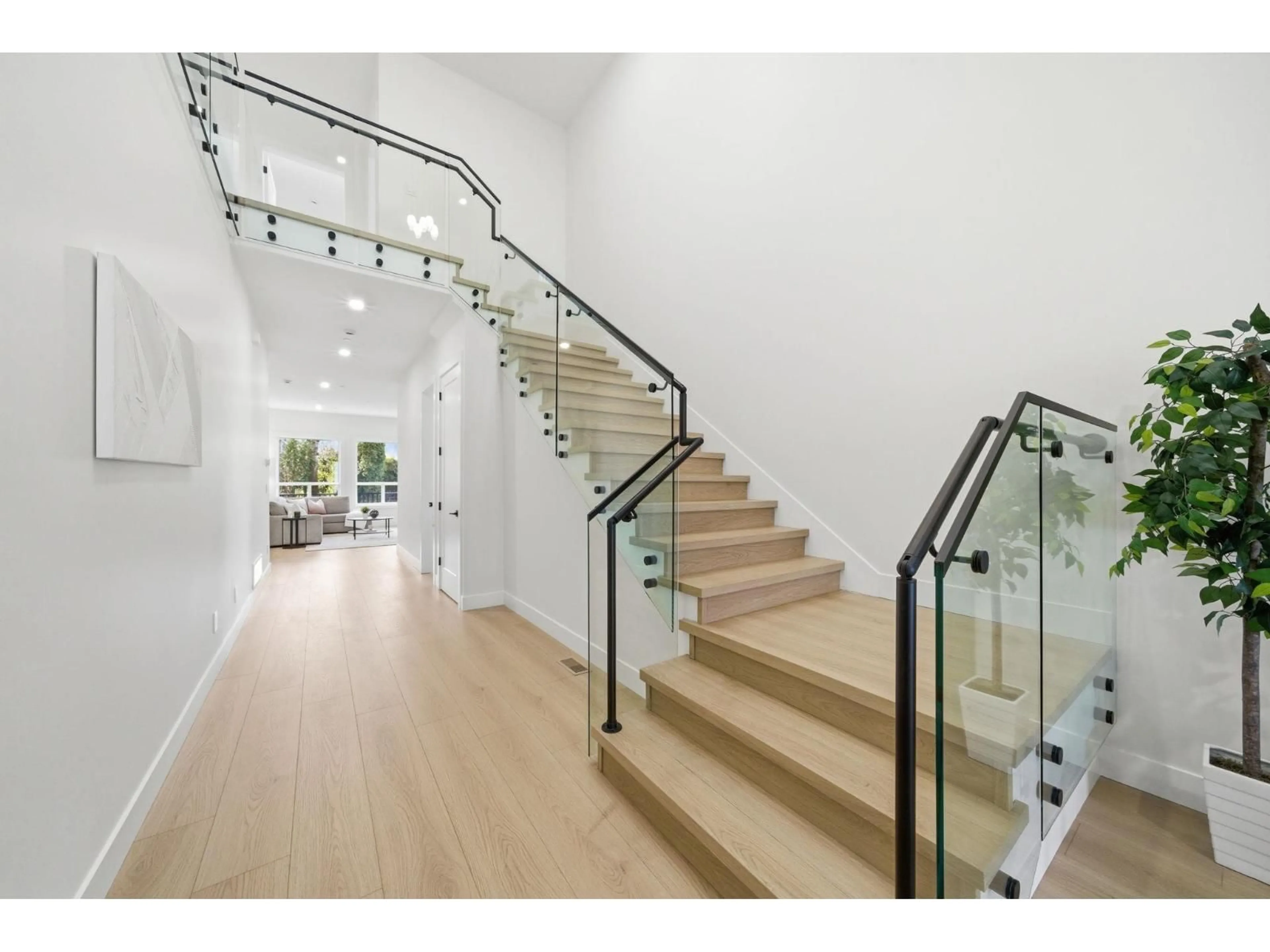 Stairs for 45122 WATSON ROAD, Chilliwack British Columbia V2R3R5