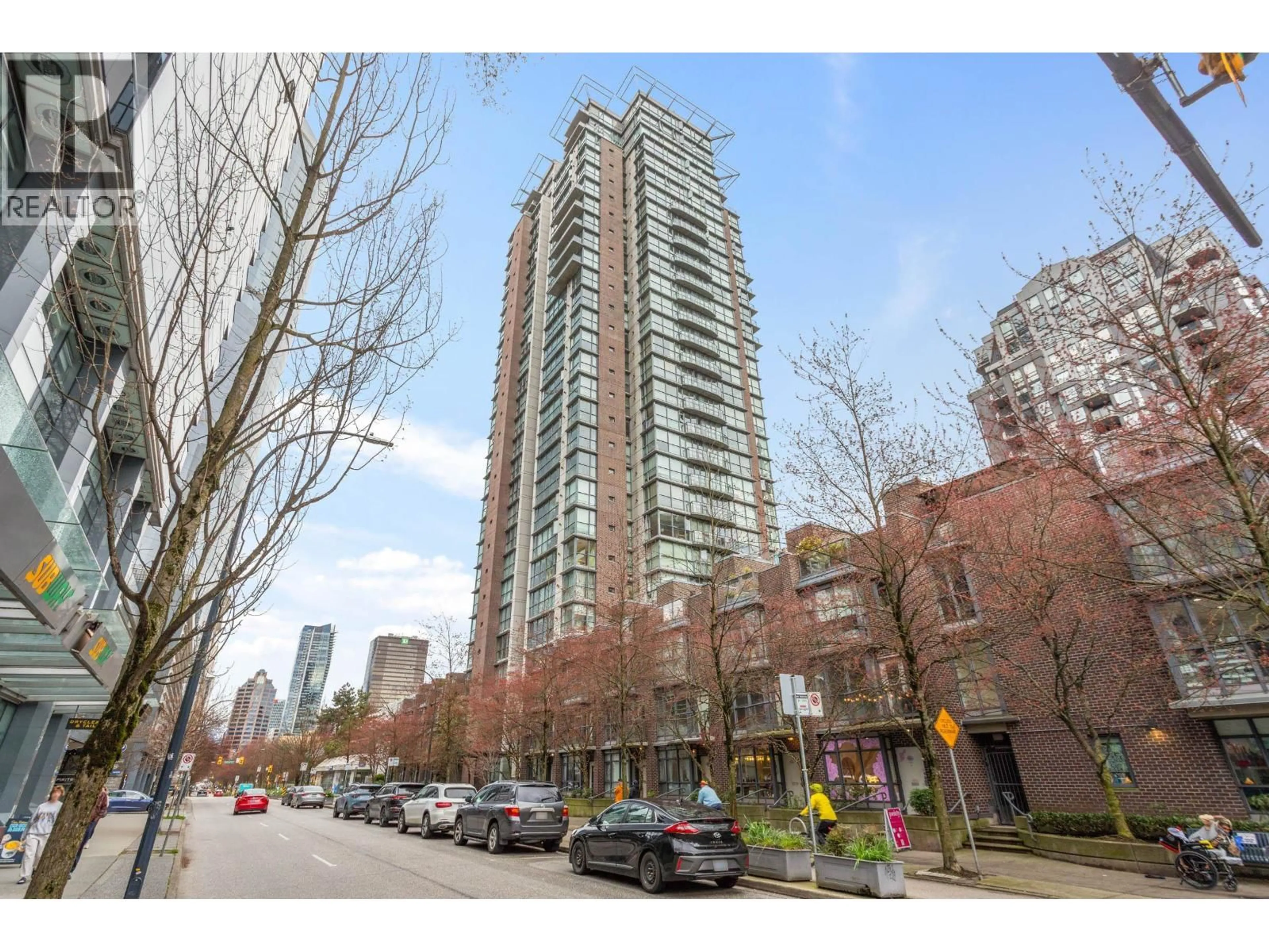 Patio, street for 3005 - 1068 HORNBY STREET, Vancouver British Columbia V6Z2Y7