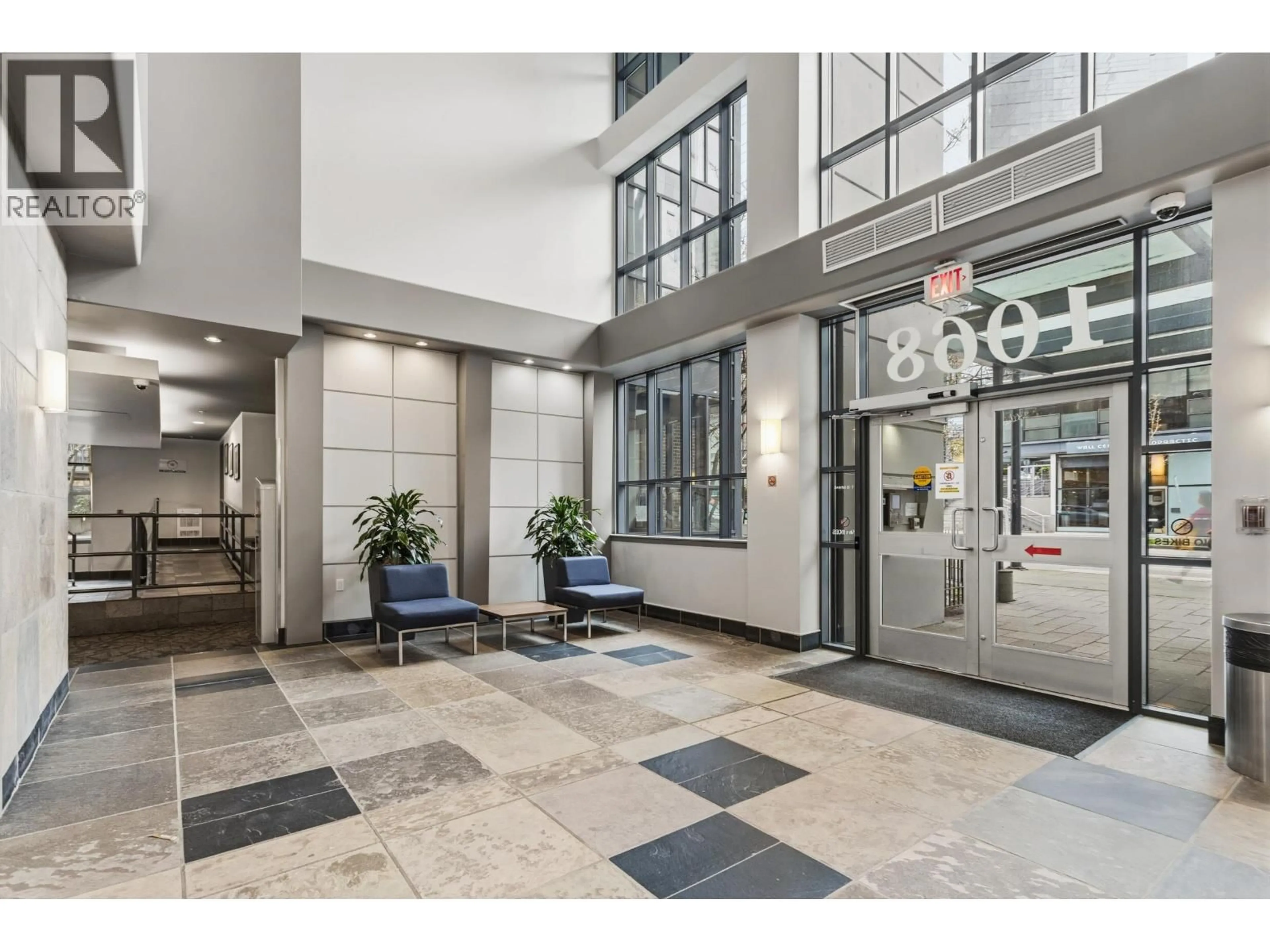 Indoor foyer for 3005 - 1068 HORNBY STREET, Vancouver British Columbia V6Z2Y7