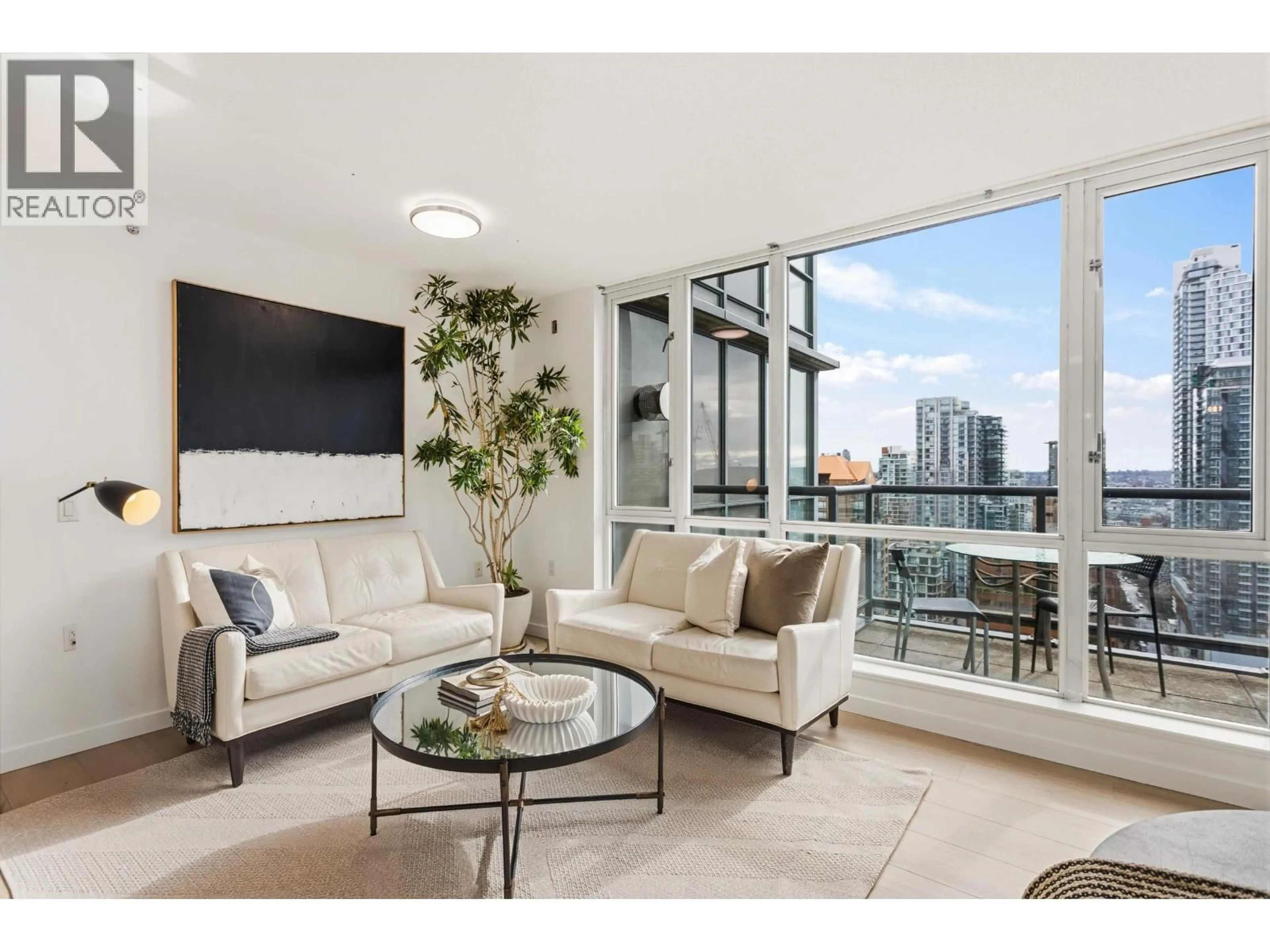 Living room with furniture, unknown for 3005 - 1068 HORNBY STREET, Vancouver British Columbia V6Z2Y7