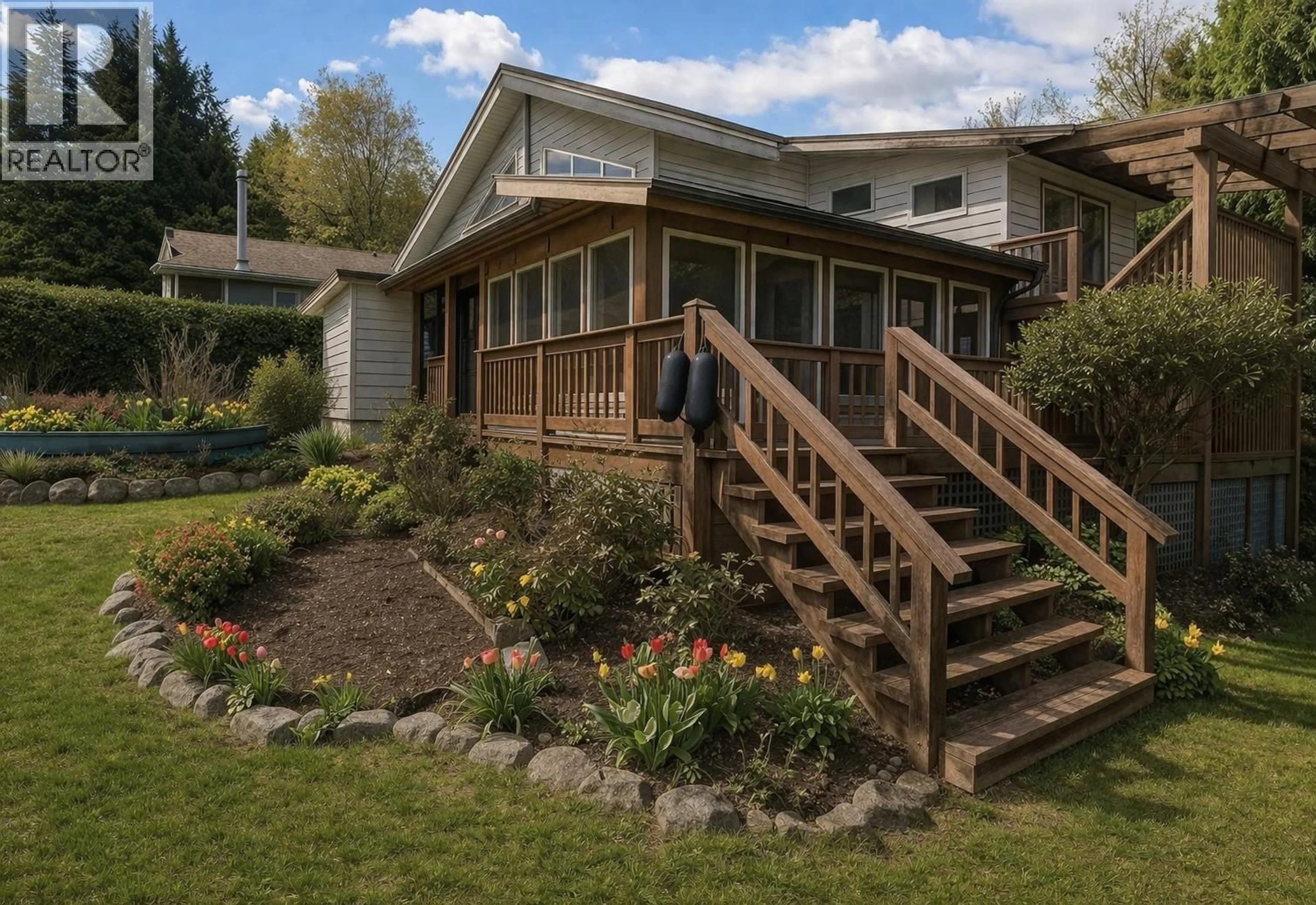 Patio, street for 26 BRIGHTON BEACH, North Vancouver British Columbia V3G2S4