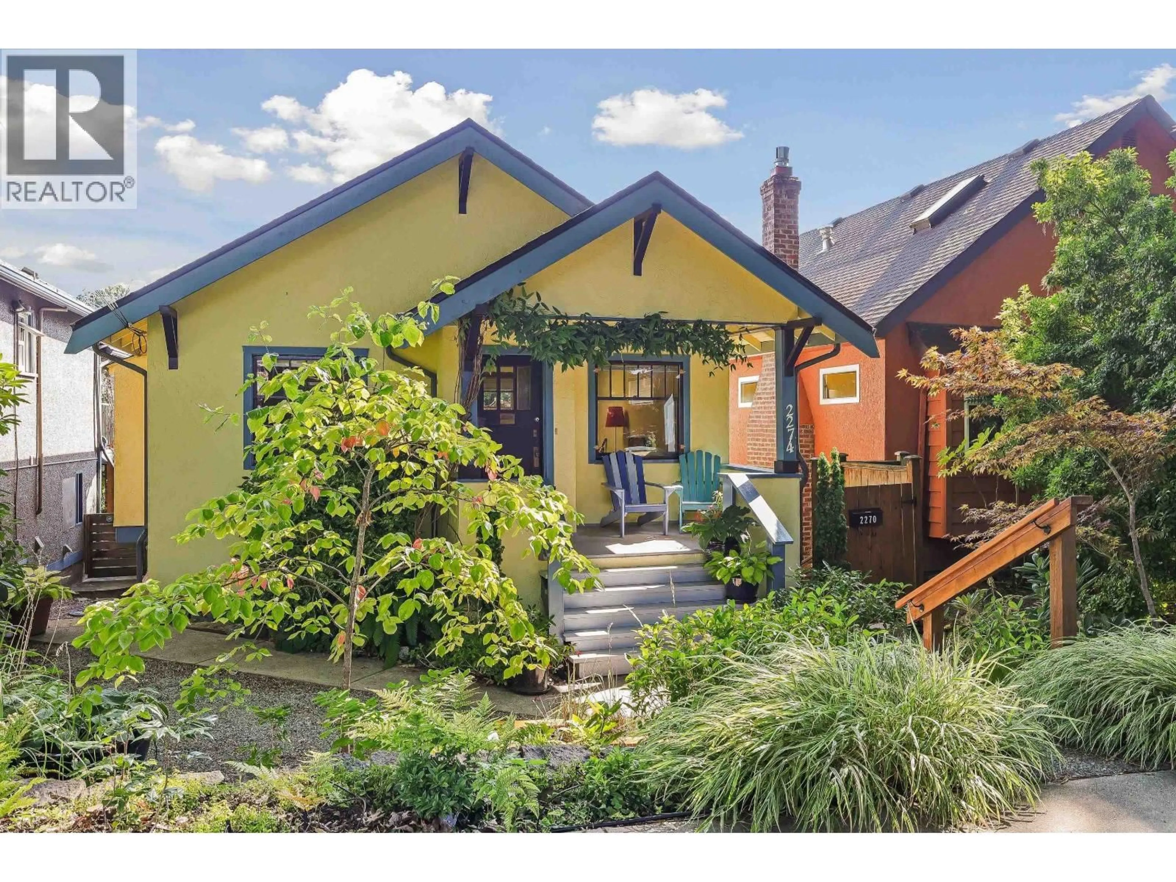 Unknown for 2274 7TH AVENUE, Vancouver British Columbia V5N1S7