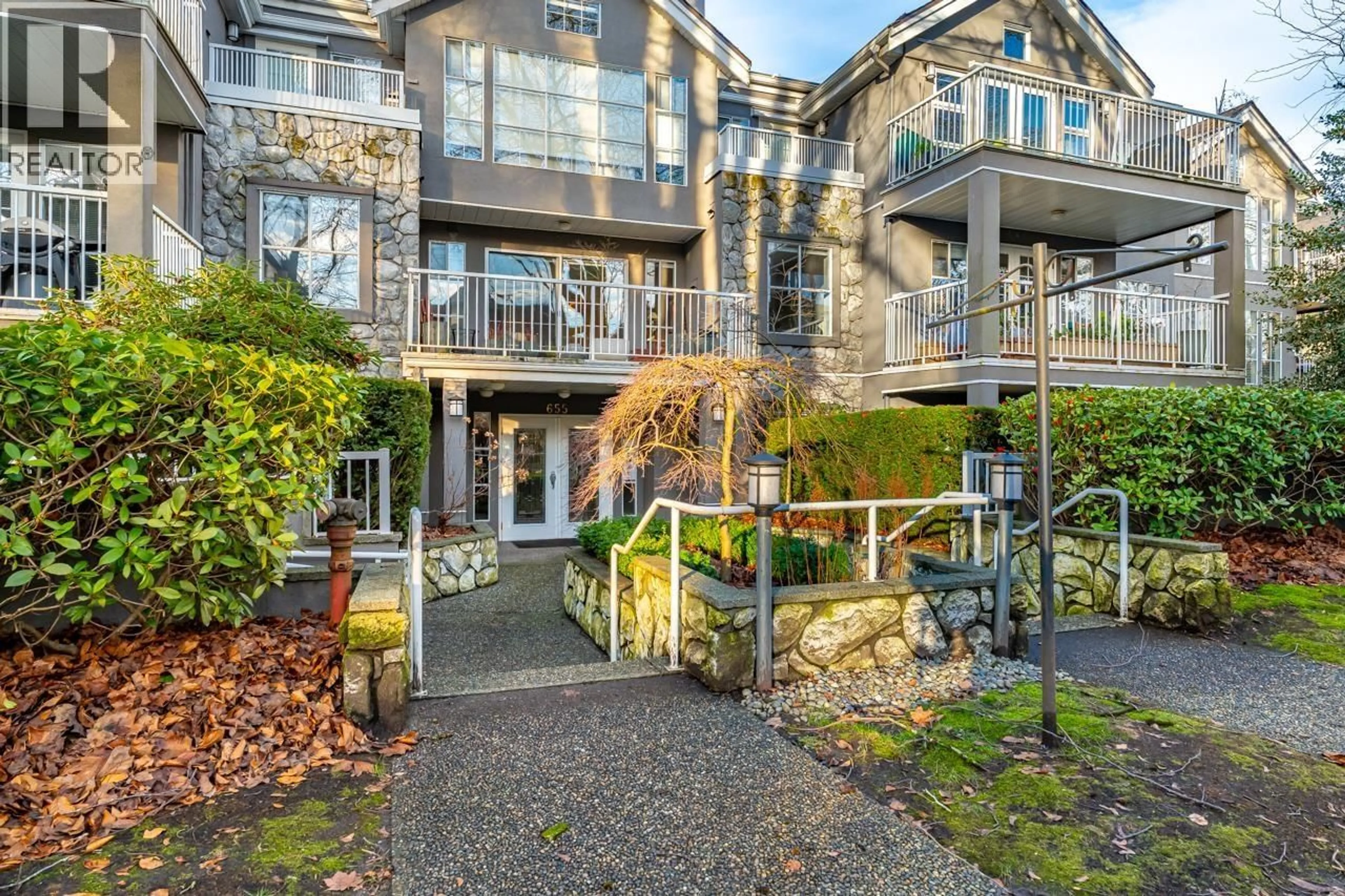 Unknown for 302 - 655 13TH AVENUE, Vancouver British Columbia V5Z1N8